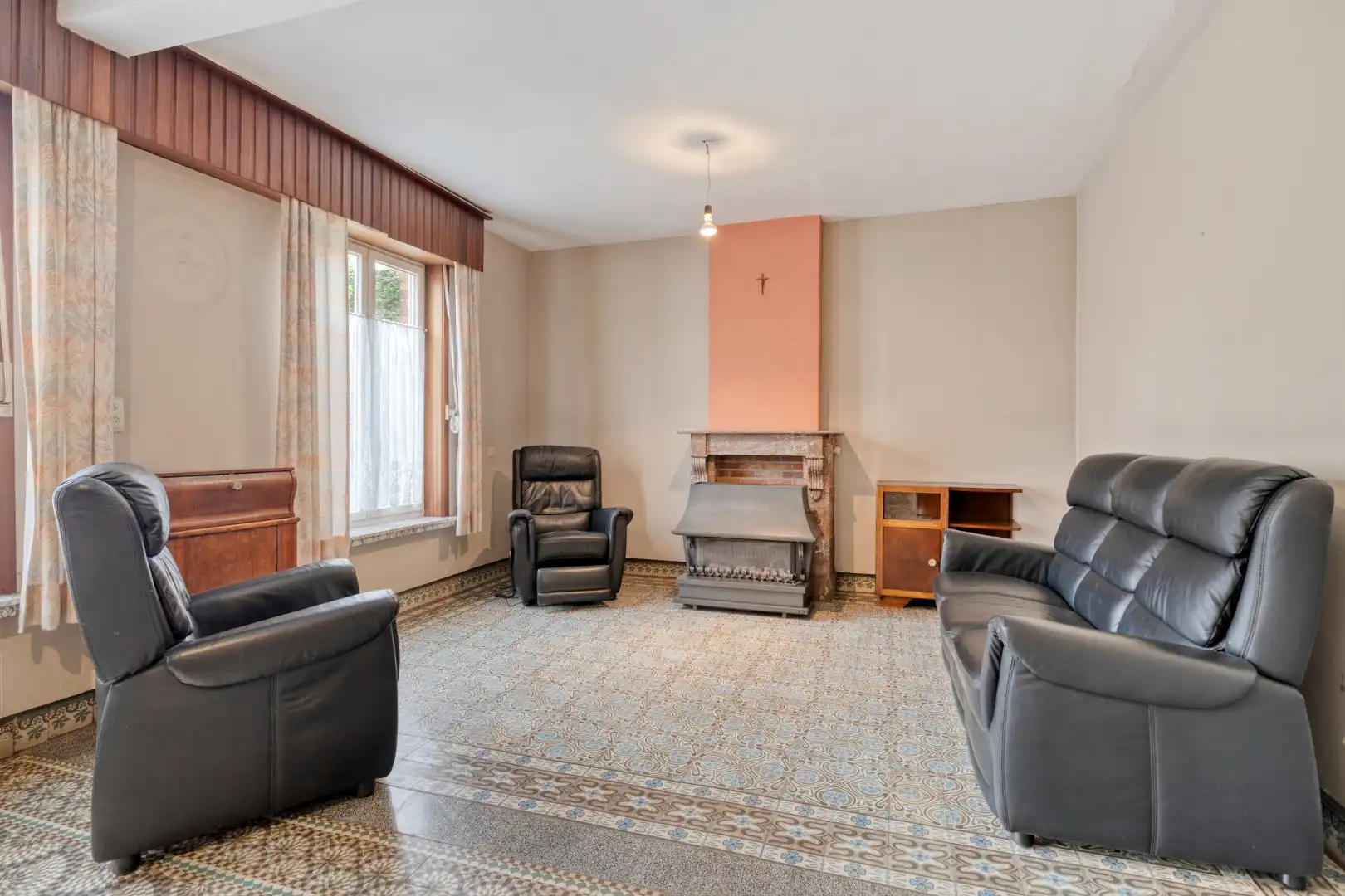 Te renoveren woning, rustig gelegen op een zonnig perceel van 767 m² te Olen-Centrum ! foto 4
