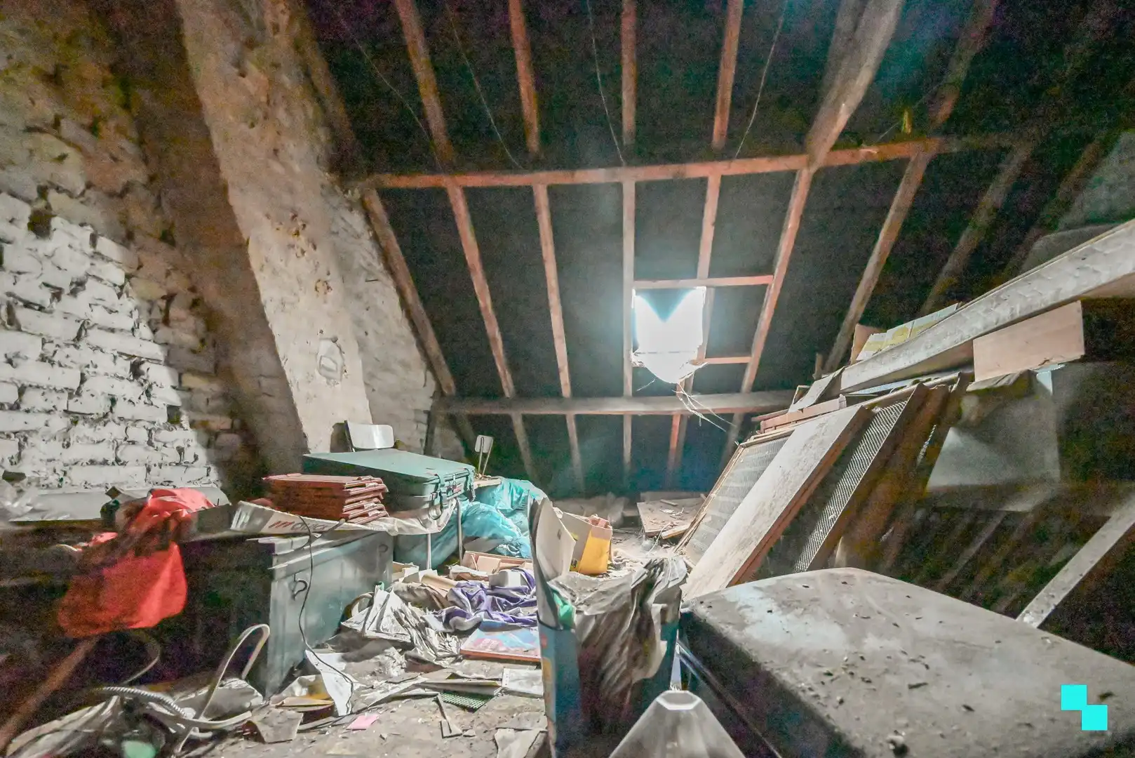 Eengezinswoning met garage nabij centrum van Izegem foto 23