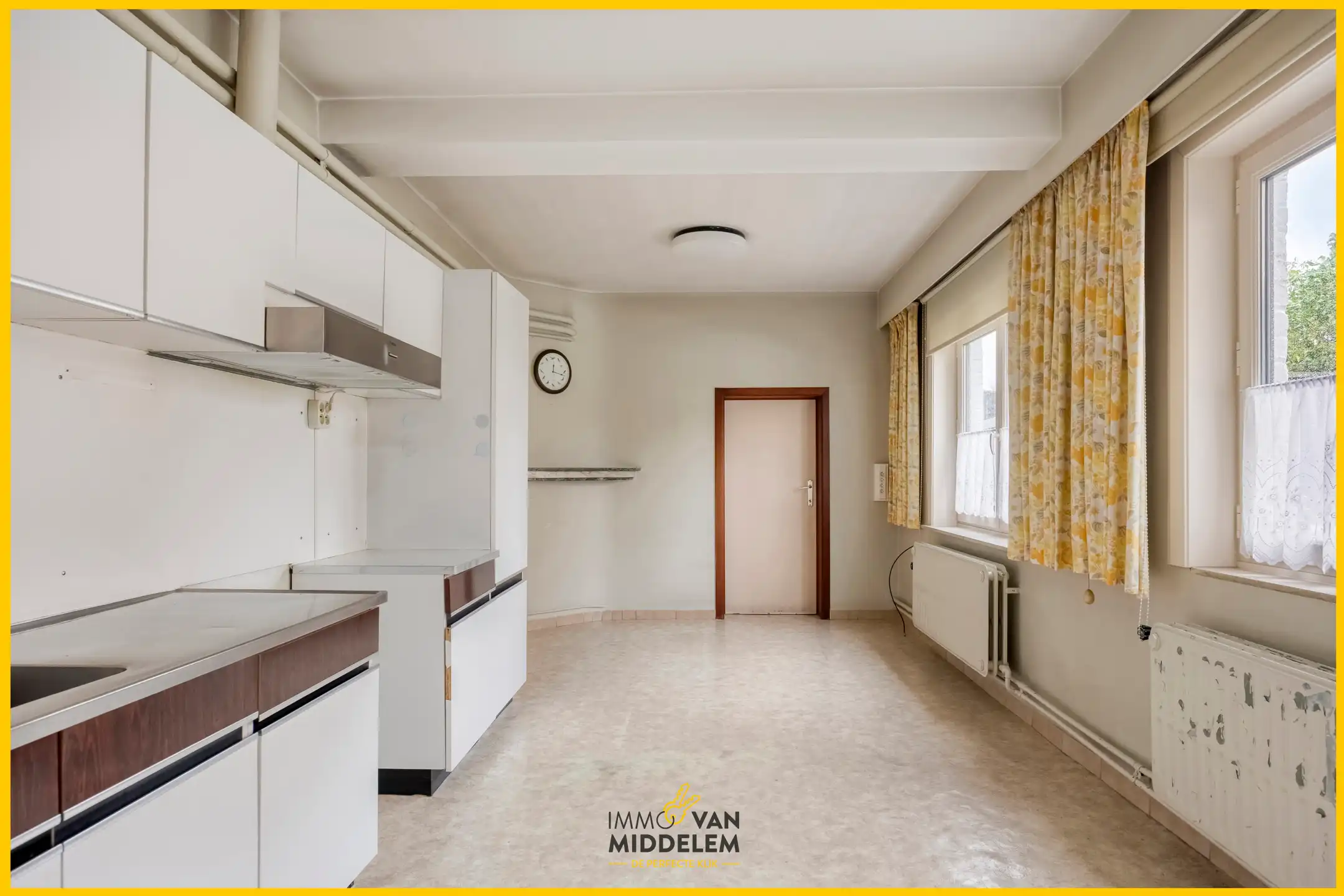 GEZINSWONING MET 4 KAMERS, GARAGE EN TUIN foto 6