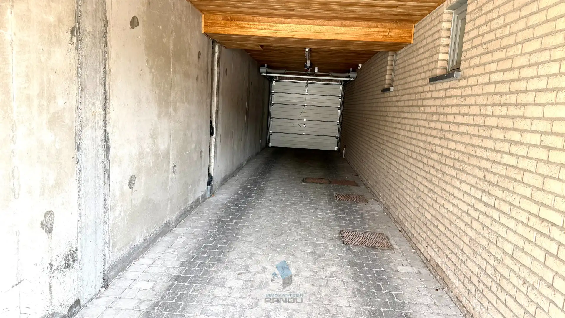 Gezellig gelijkvloers appartement met 1 slaapkamer, stadstuintje en privatieve autostaanplaats foto 17