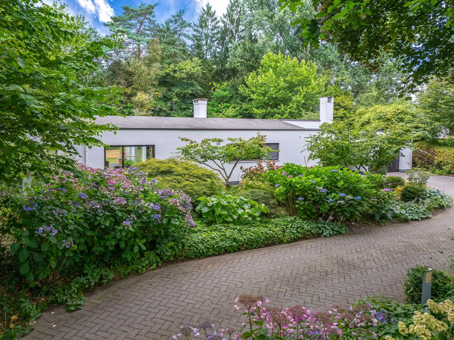 Unieke villa gelegen in een oase van rust foto 3