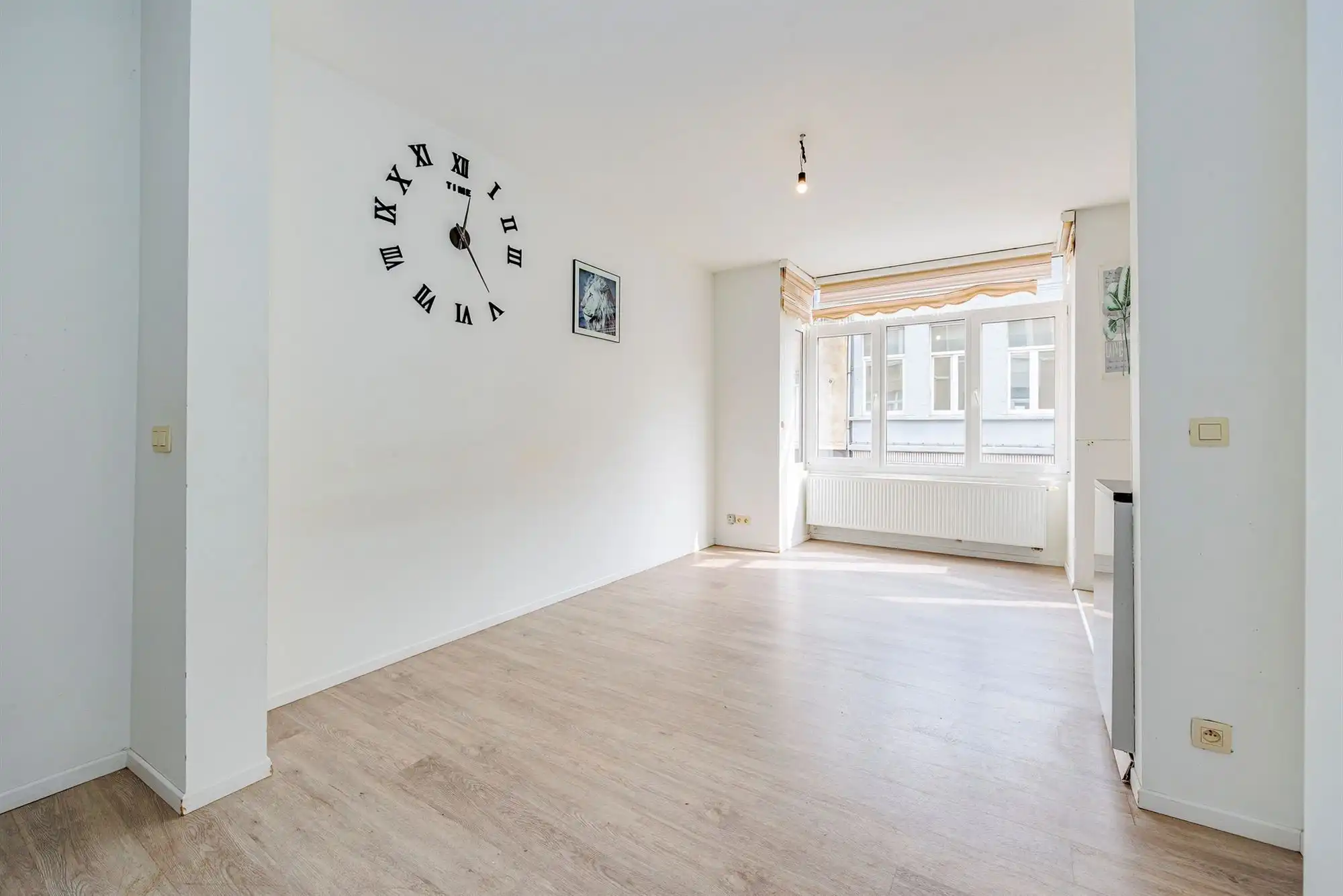 Instapklaar 2 slaapkamer appartement aan de Roma foto 3