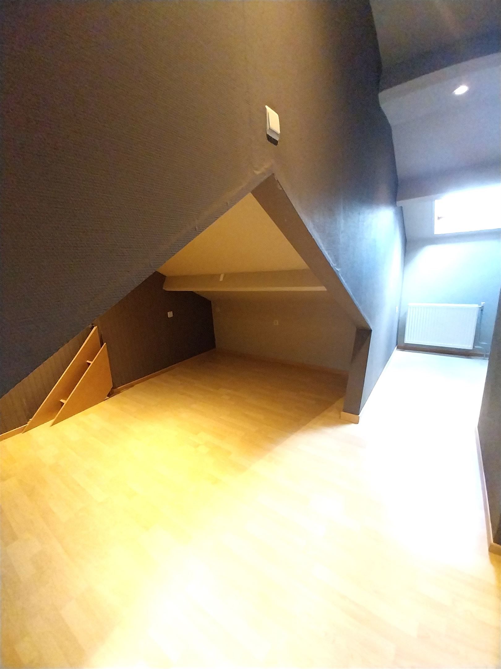 TE HUUR: Vrijstaande woning met tuin op een toplocatie in Heusden-Zolder! foto 21