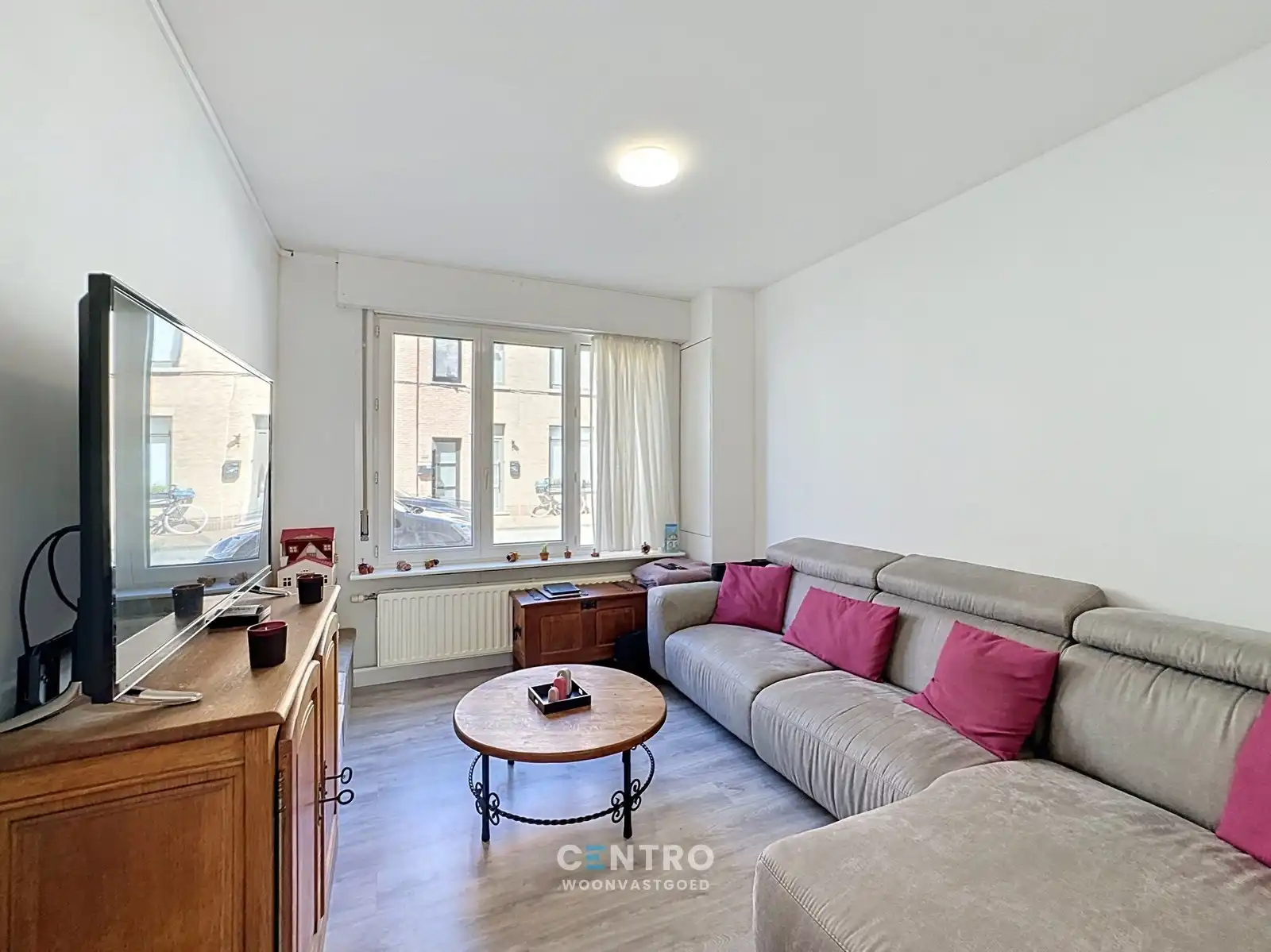 Betaalbare woning met 3 slpks en terrasje! foto 2