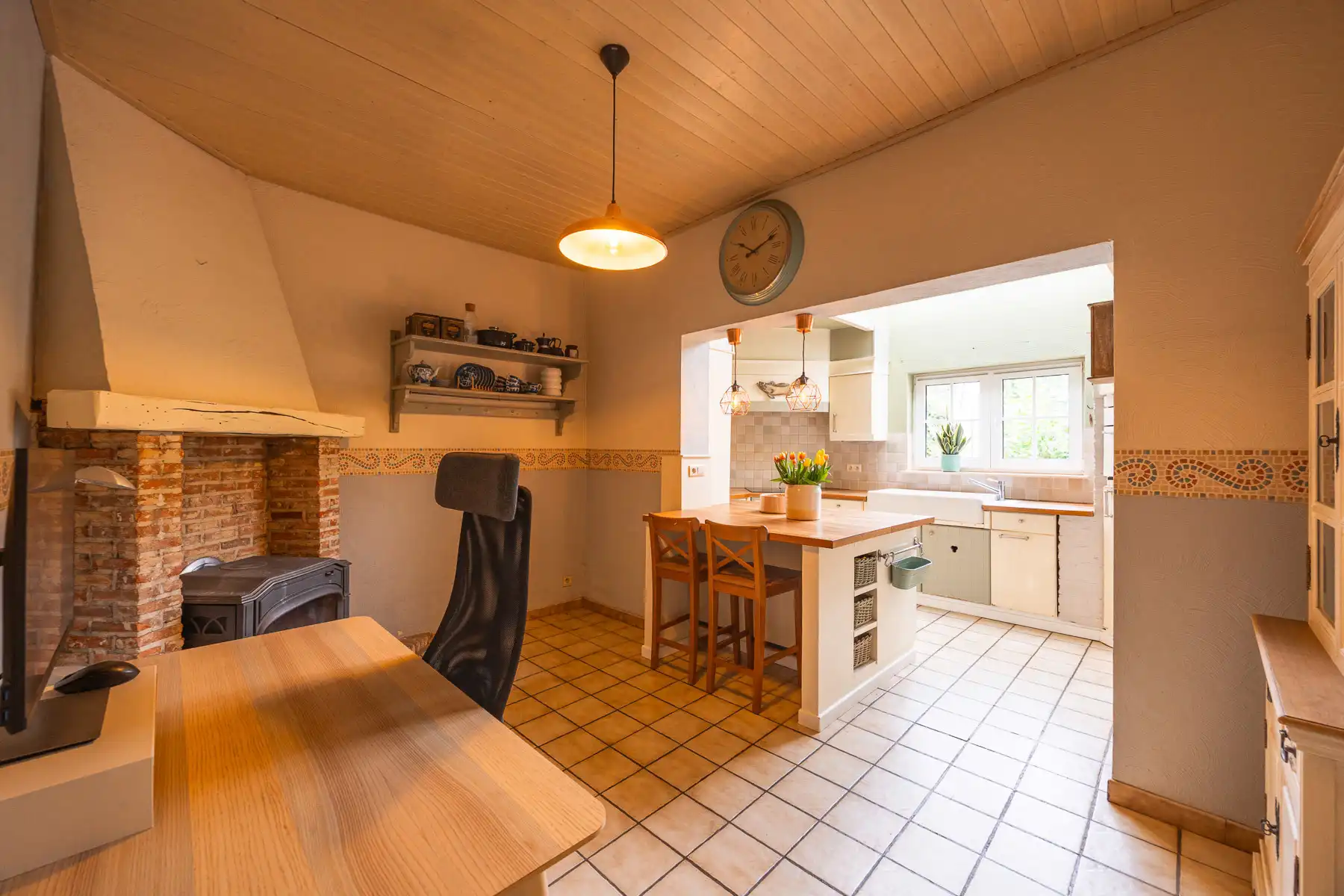 Karaktervolle woning met rustige ligging foto 13
