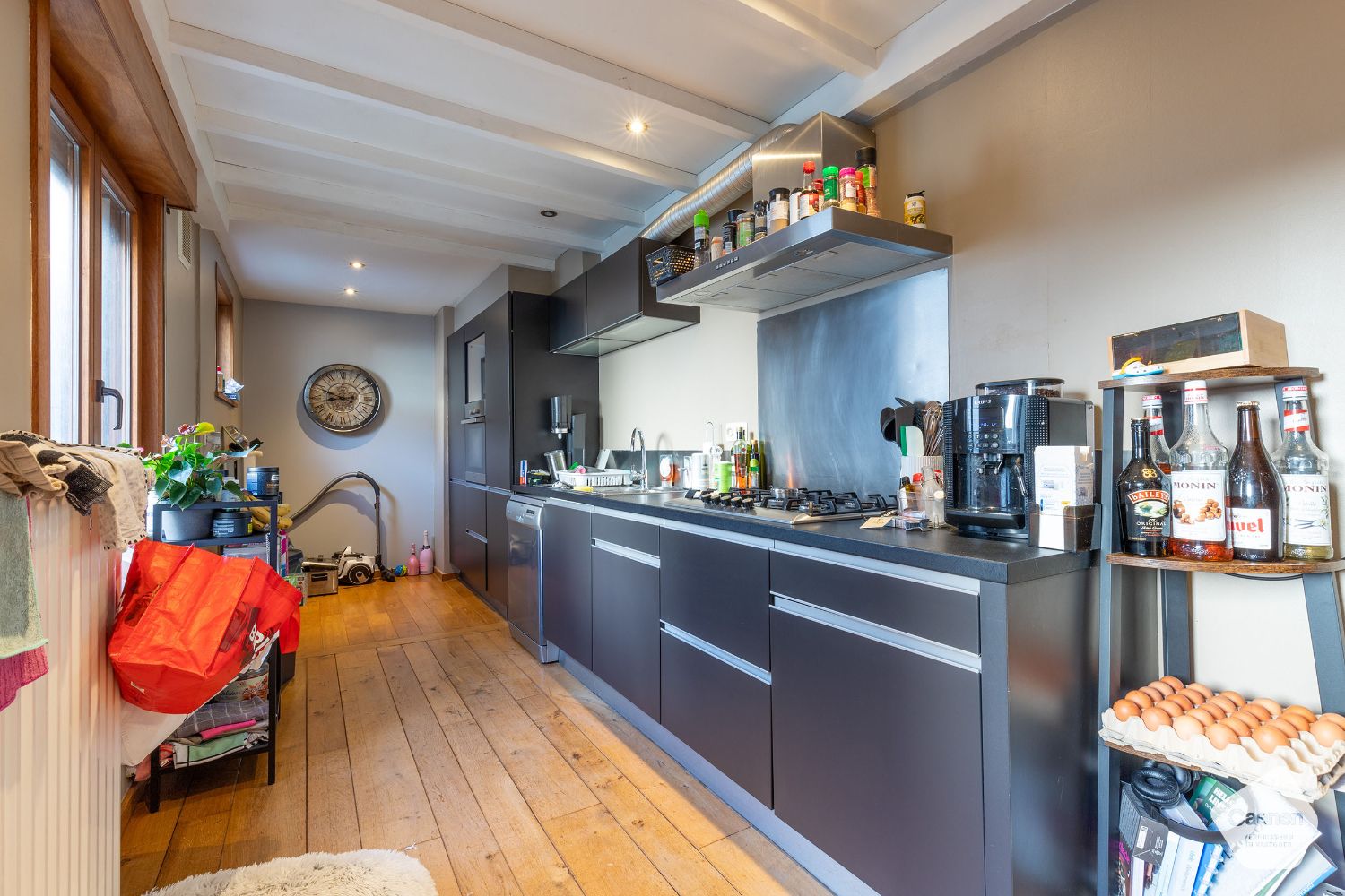 Instapklare woning met 4 slaapkamers in het hart van Blankenberge foto 6