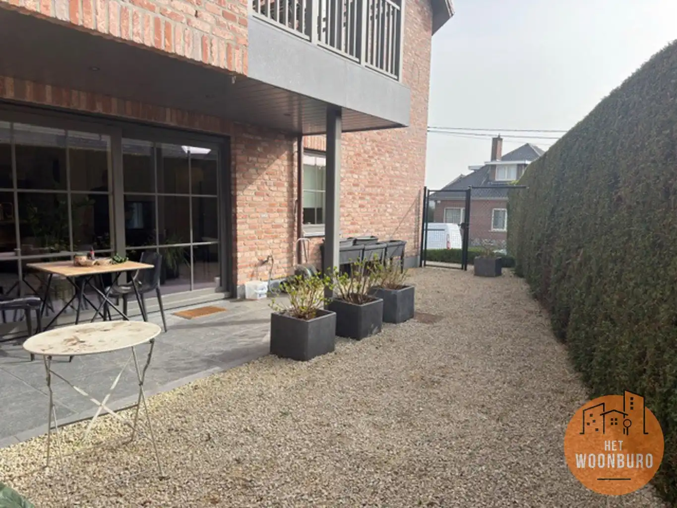 Modern en ruim appartement met kelder en autostaanplaats. foto 14