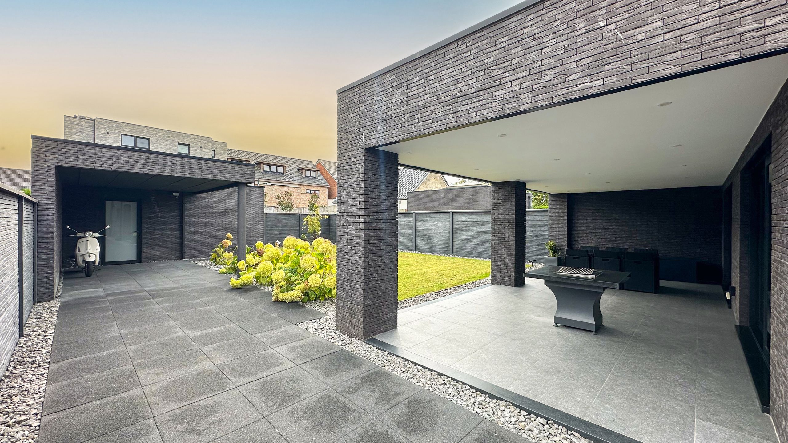 Uitzonderlijk moderne woning met hoogwaardige afwerking! foto 54