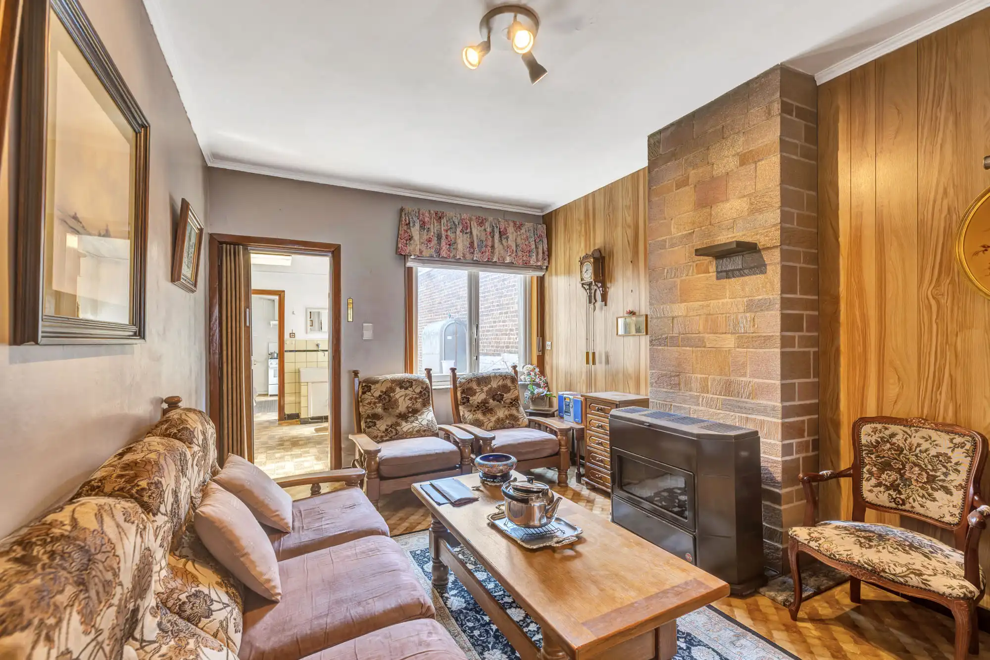 Te renoveren woning met veel potentieel te Liedekerke foto 4
