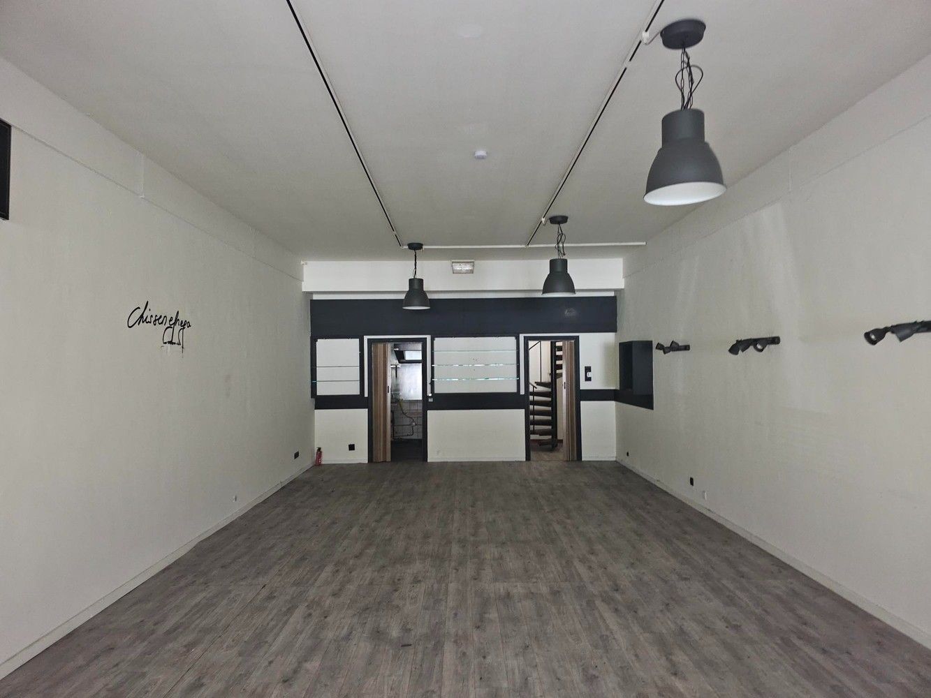 Commerciële ruimte te huur foto 2