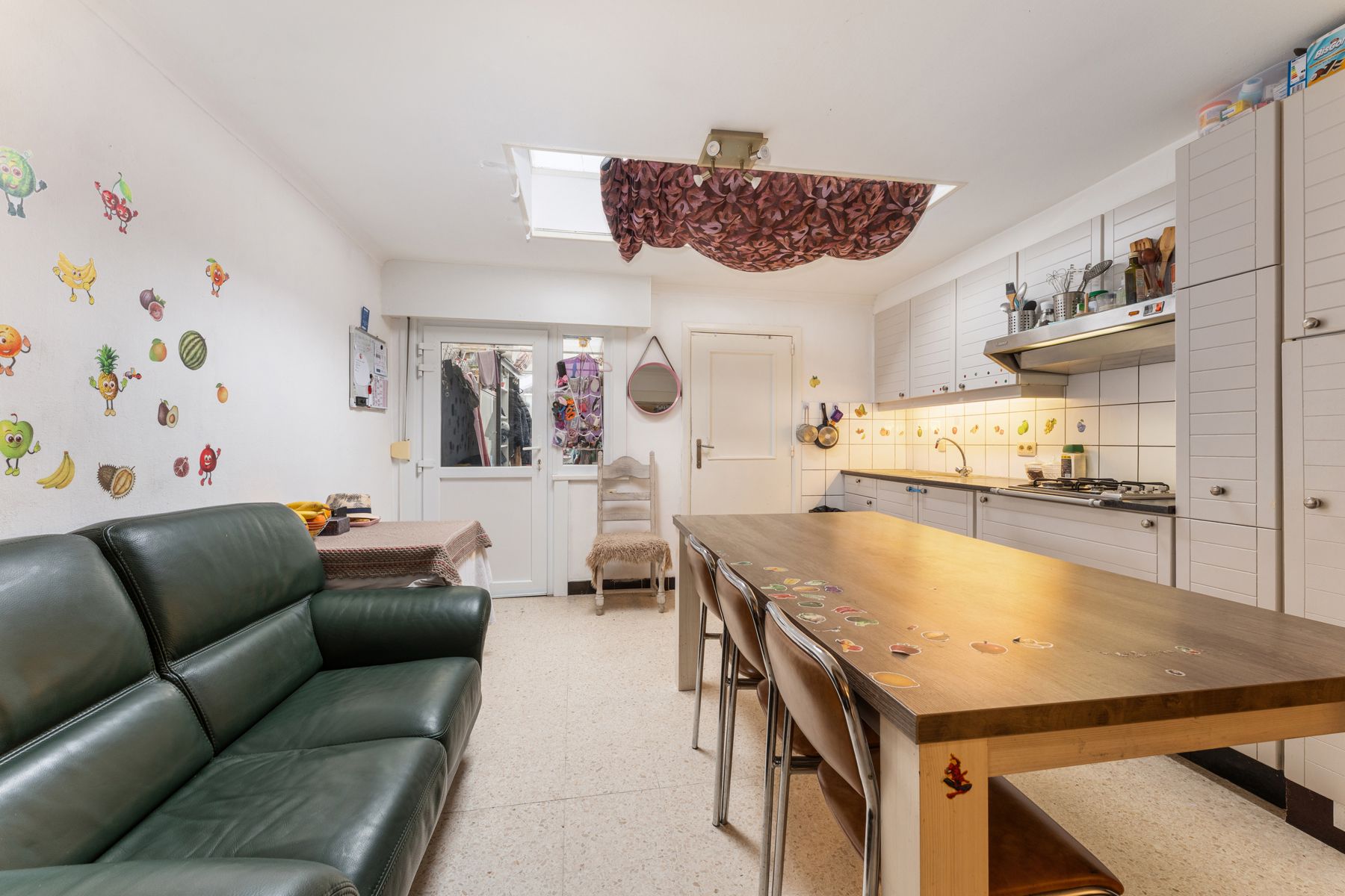 Centraal gelegen woning met afzonderlijke garage foto 7