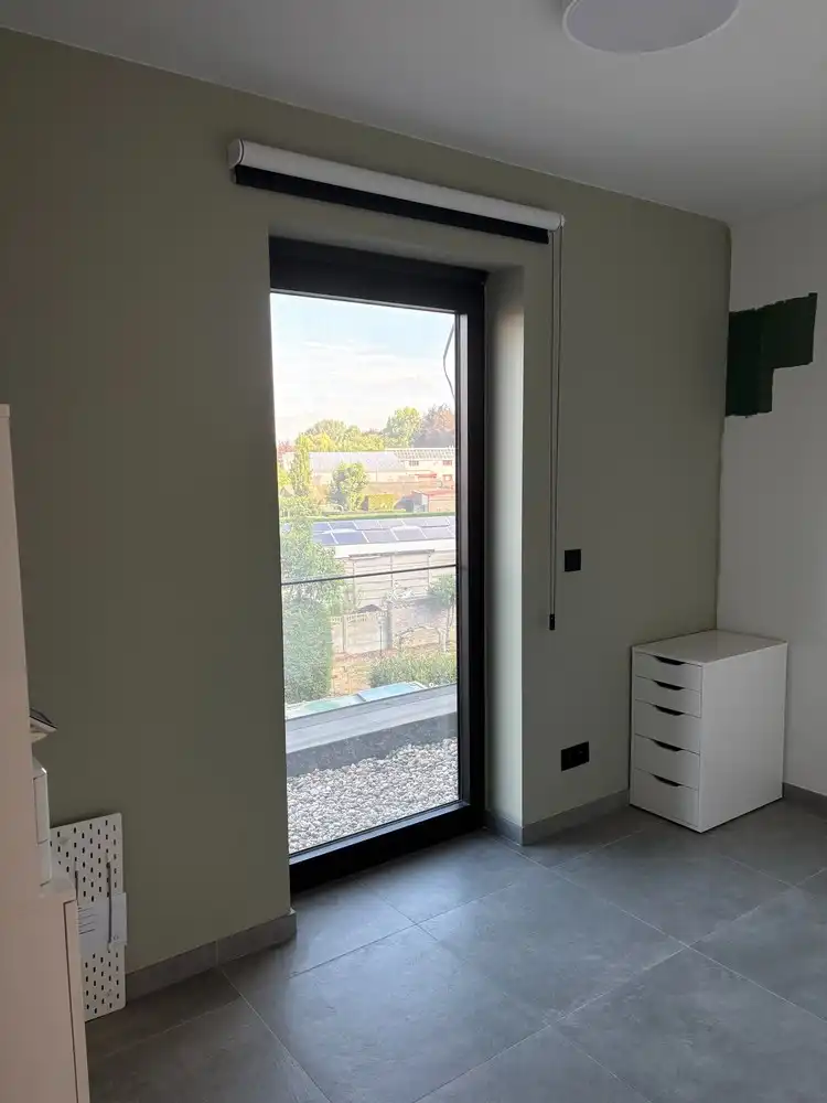 Prachtig recent appartement (3 slk + terras) met parking en berging op rustige locatie aan het kanaal. foto 14