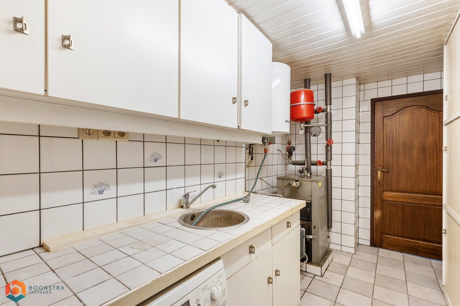 Te renoveren bel-etage te Edegem foto 24