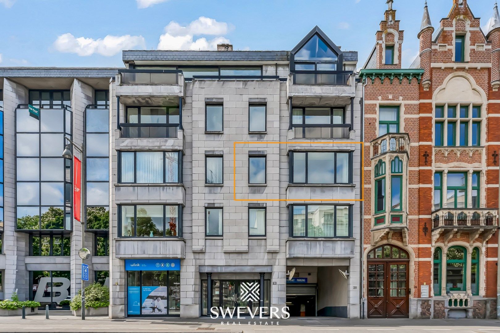 Stijlvol en instapklaar wonen (115m²) met autostaanplaats in het hart van Hasselt foto {{pictureIndex}}