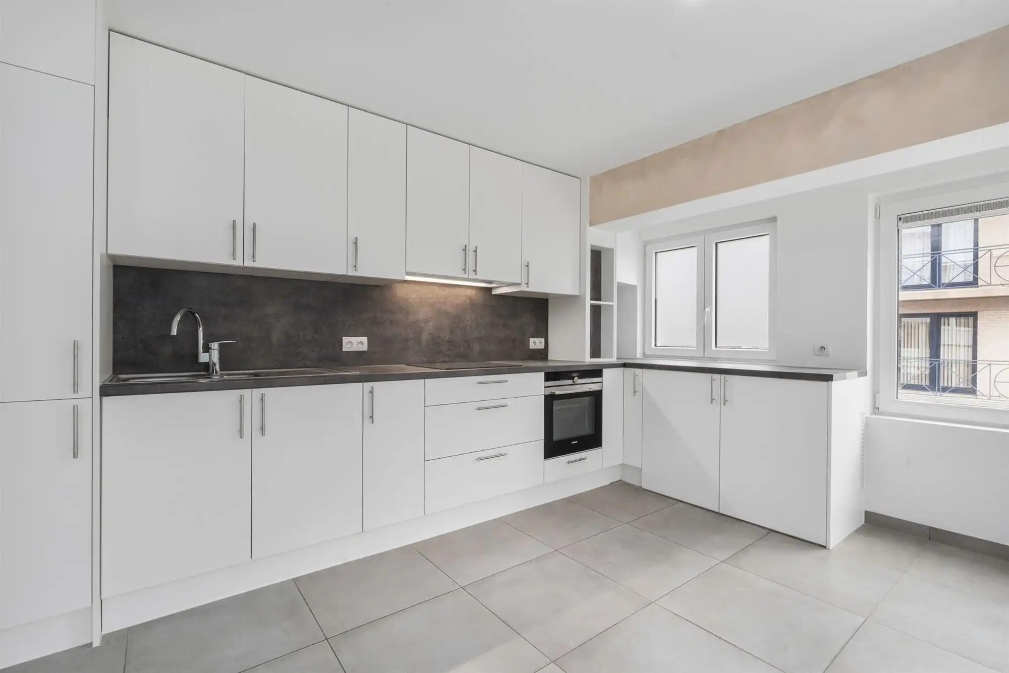 Gerenoveerd appartement vlakbij zee! foto 10