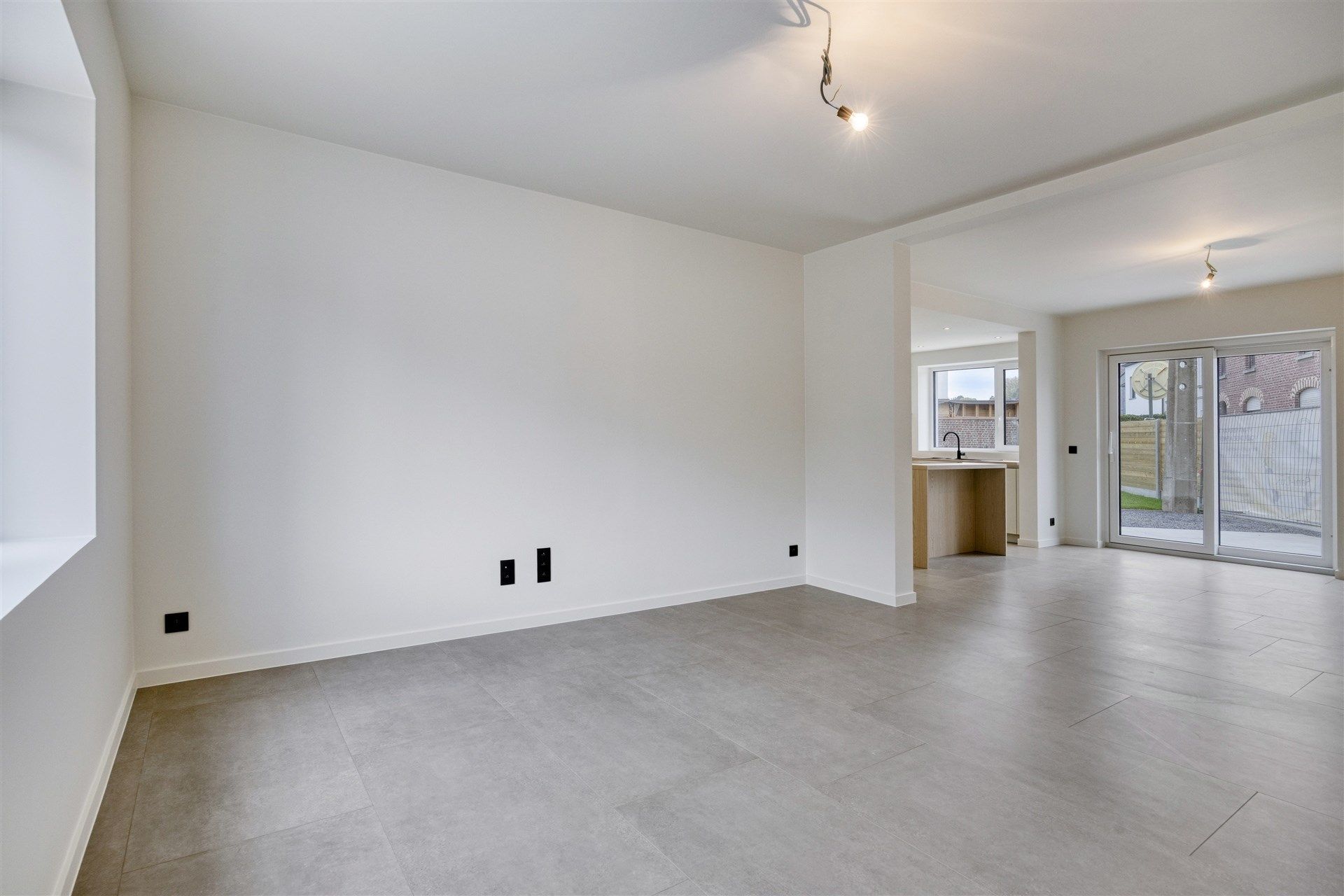 Moderne woning met 4 slaapkamers te Sint-Lievens-Houtem foto 3