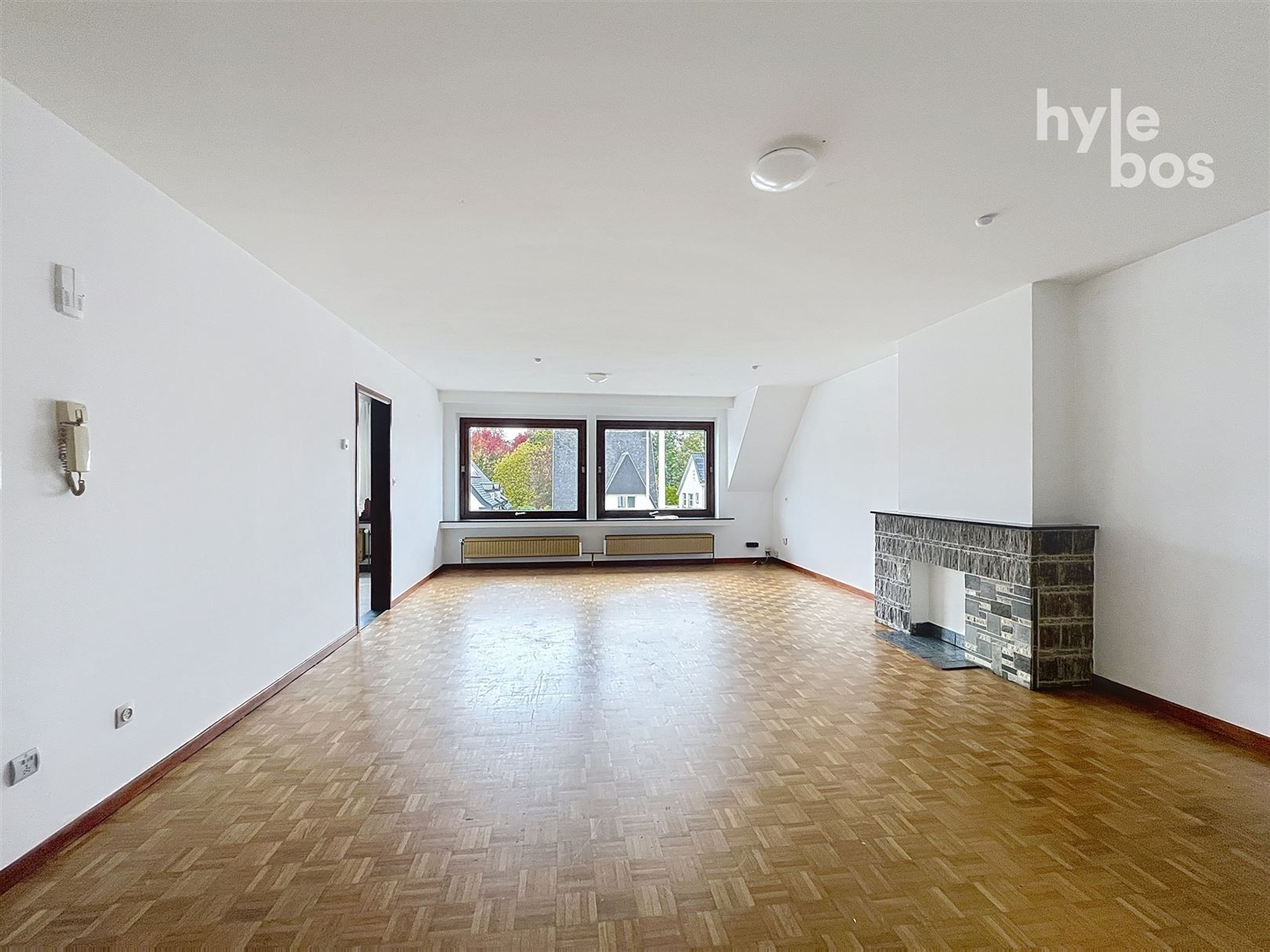 2 slaapkamer appartement met garage foto 3