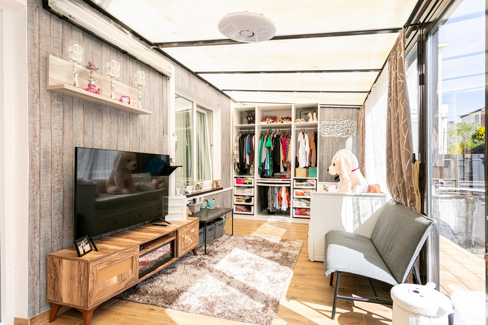 Gerenoveerd gelijkvloers appartement met grote tuin! foto 3