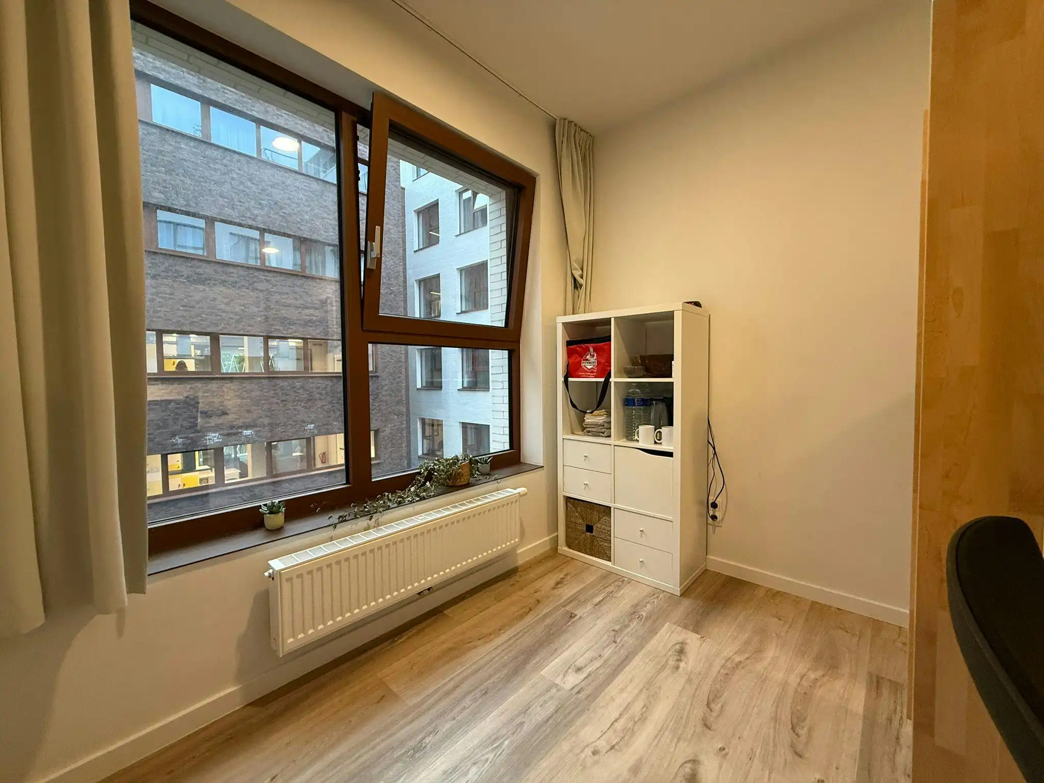 Studentenkamer ca. 18m² te koop op toplocatie te Antwerpen foto 2