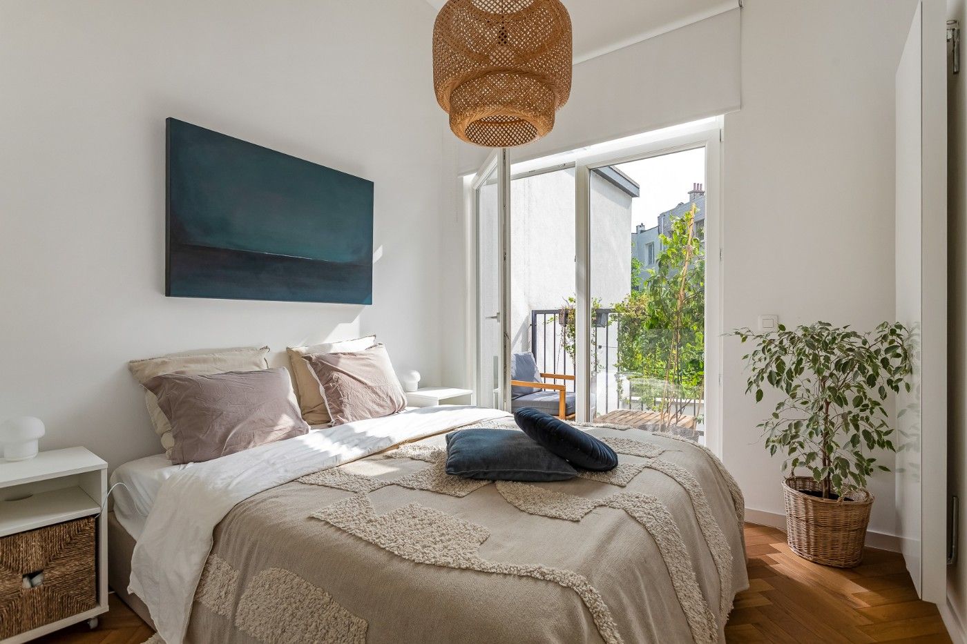Goed gelegen, mooi gerenoveerd appartement op 1ste verd. met 2 slpk. en balkon foto 13