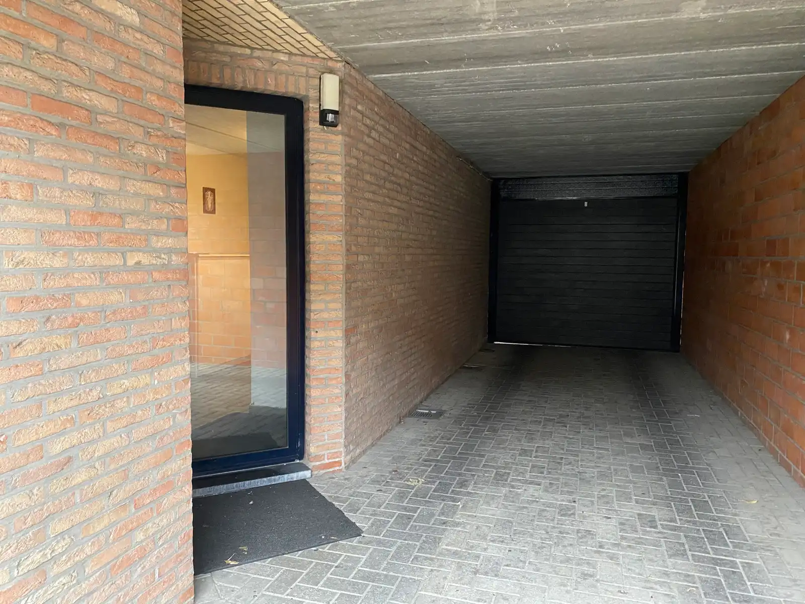 Appartement met 2 slpk en autostaanplaats foto 2