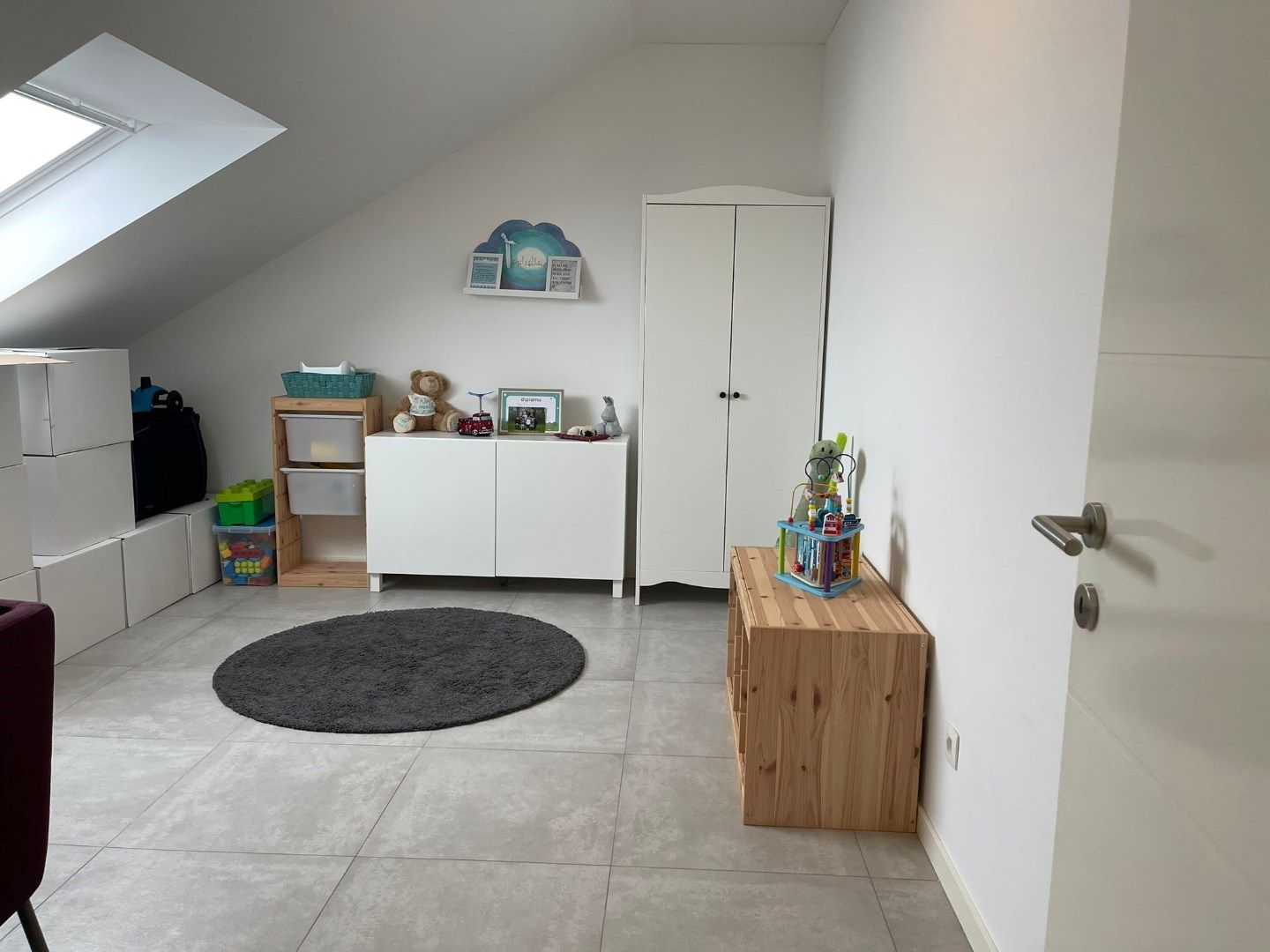 Moderne duplex van 130m² met 3 slaapkamers en parking te Dilsen foto 26