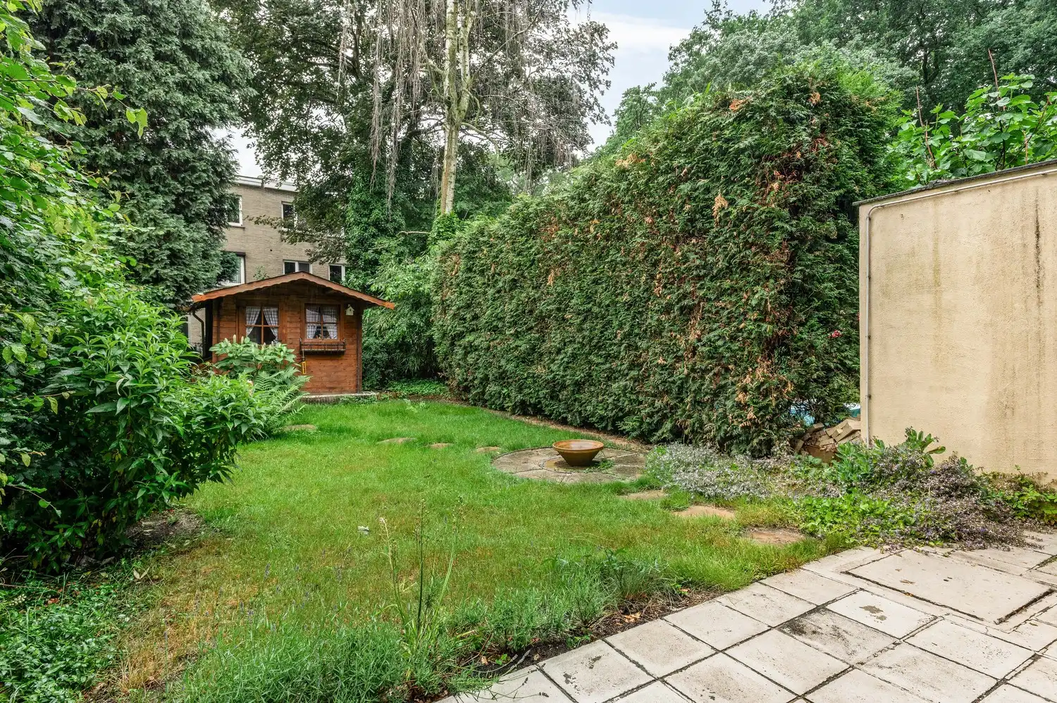 Instapklaar gelijkvloers appartement met zonnige tuin op rustige ligging in Deurne. foto 8