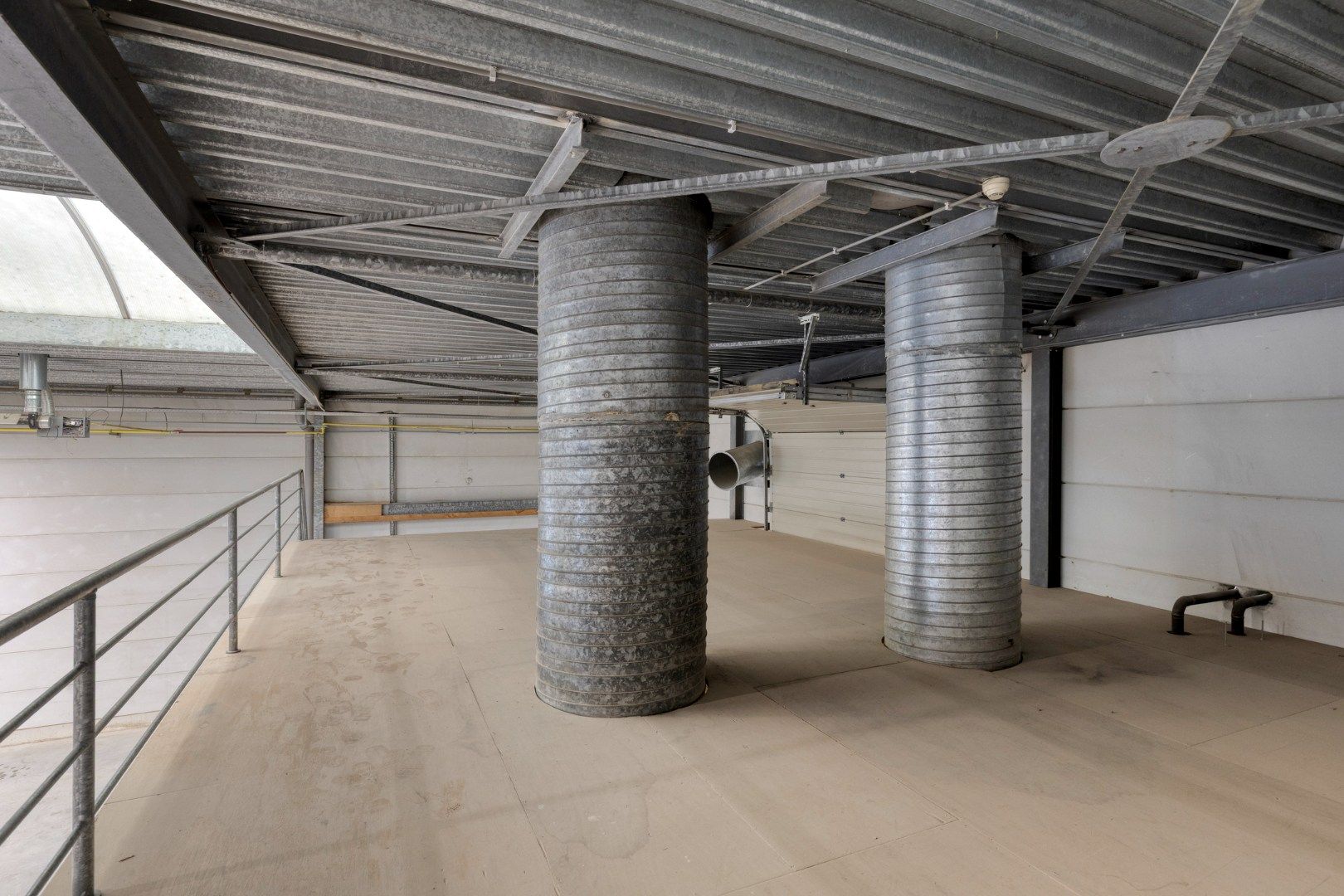 Polyvalent nijverheidscomplex met hedendaagse sociale voorzieningen  foto 25