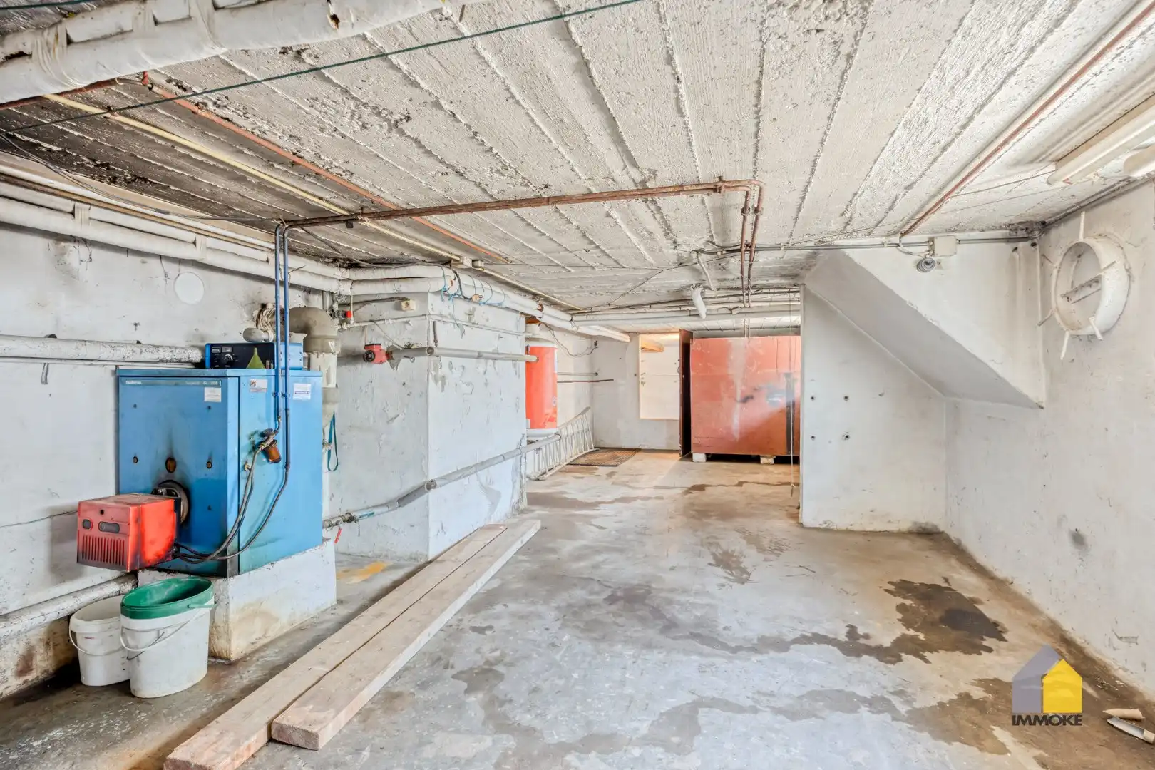 Karaktervolle, halfvrijstaande woning op 7a 31ca met aangrenzend weiland 16a 50ca. foto 25