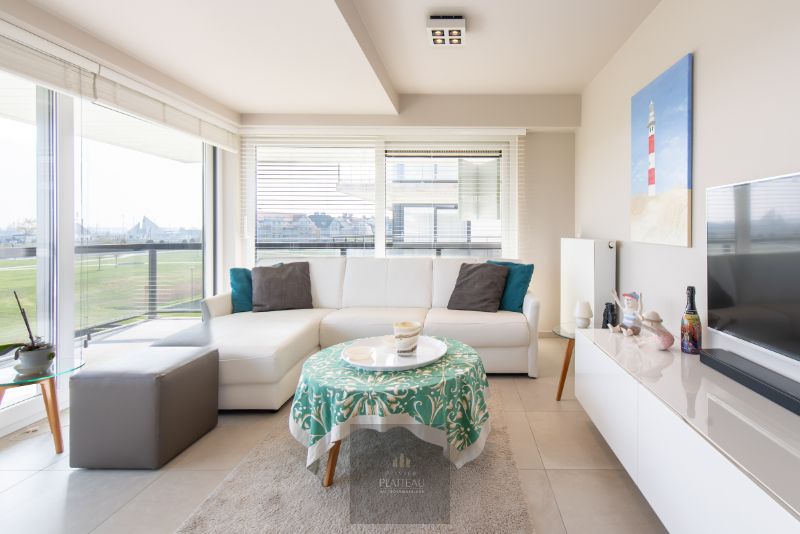 Instapklaar hoekappartement met zicht op de jachthaven en het maritiem park. foto 4