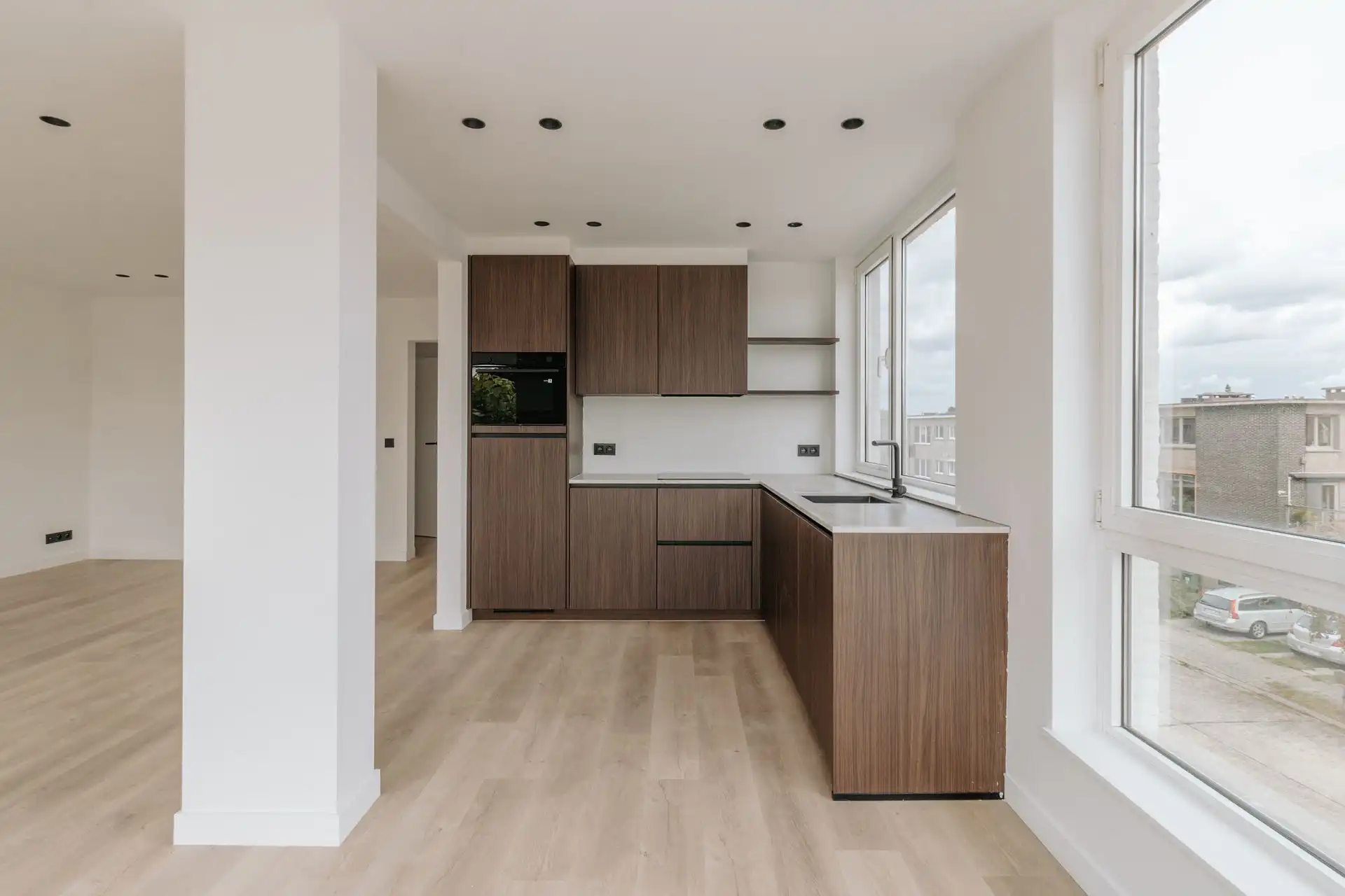 Appartement met autostaanplaats in Gillegomwijk! foto 3