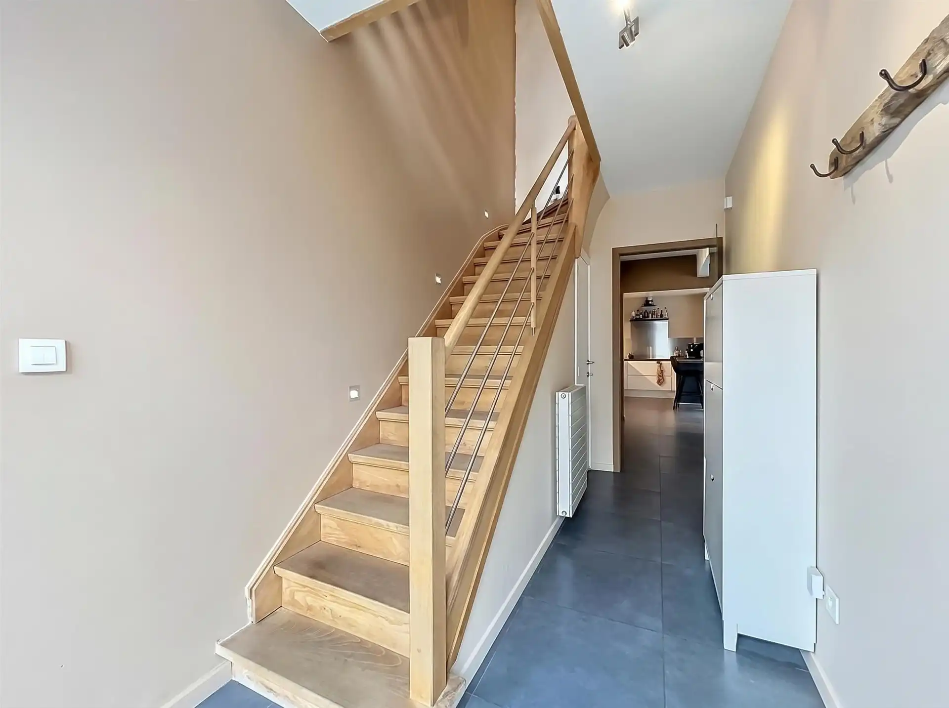 Half open bebouwing  met 4 slaapamers en domoticasysteem op perceel van 348m² foto 8