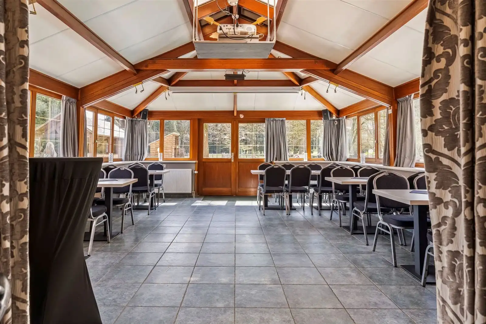 Ruime opbrengsteigendom te koop in Durbuy foto 7