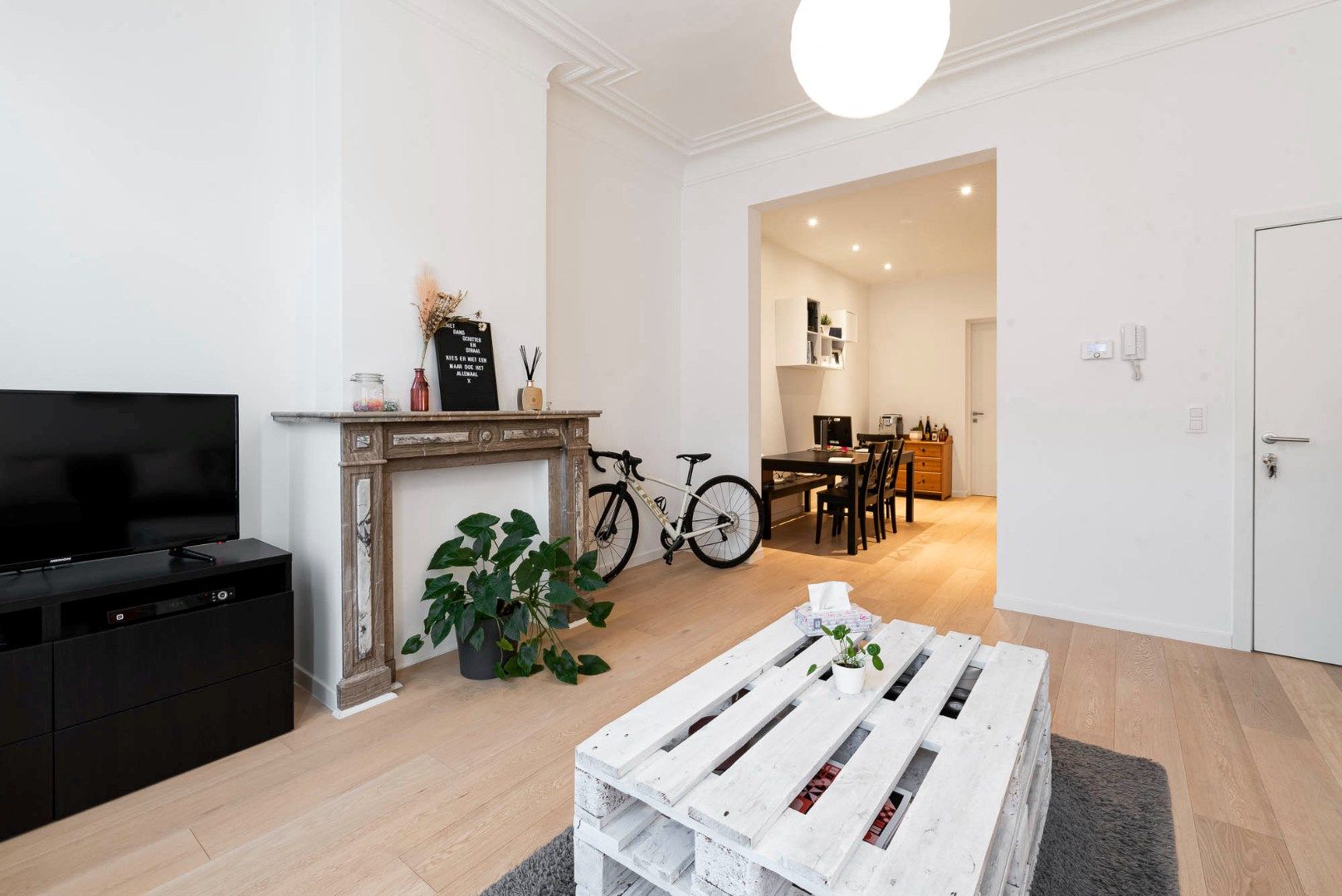 Gerenoveerd appartement! foto 3