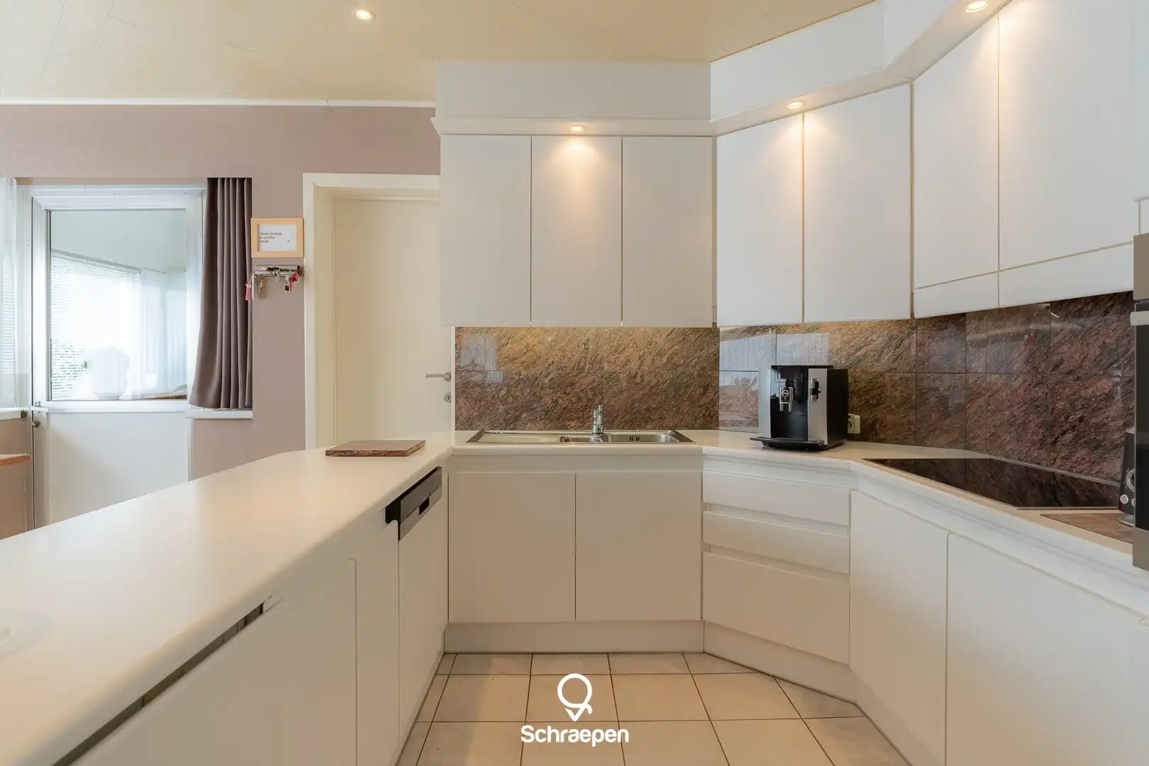 Uitstekend gelegen gezinswoning met 3 slpks, EPC- label C én schitterende tuin te Hasselt! foto 10