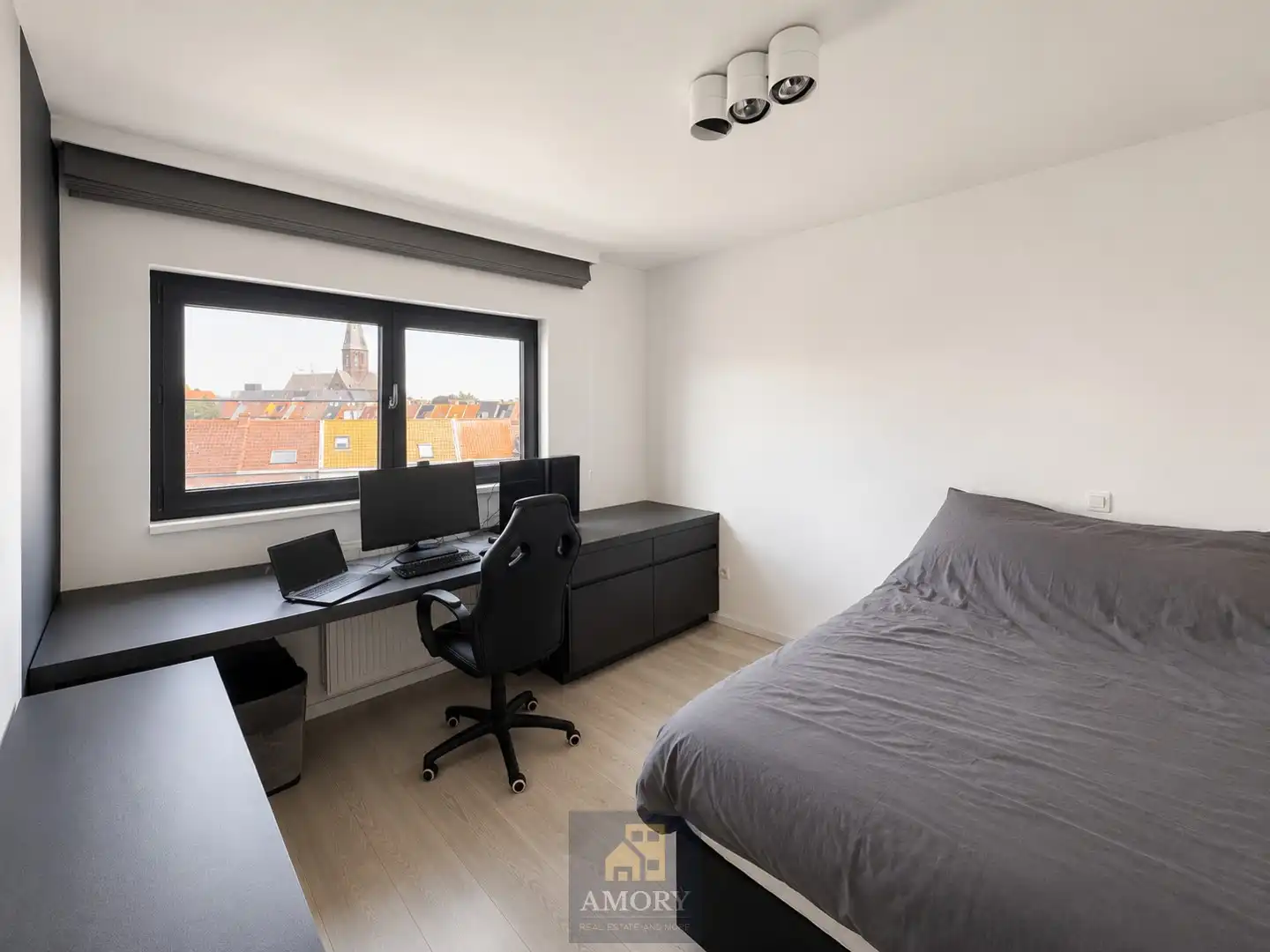 Energiezuinig 1-slpk appartement nabij Sint-Pieters Station foto 4