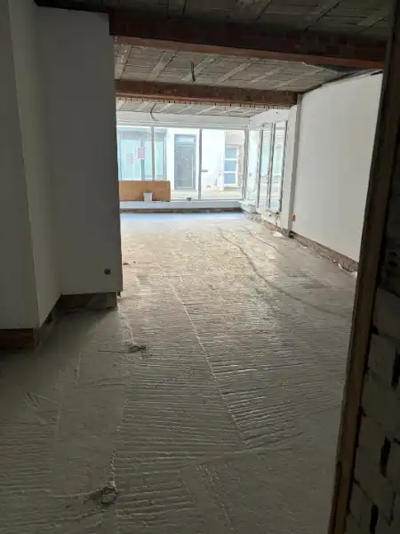 Gelijkvloers handelspand te koop! foto 11