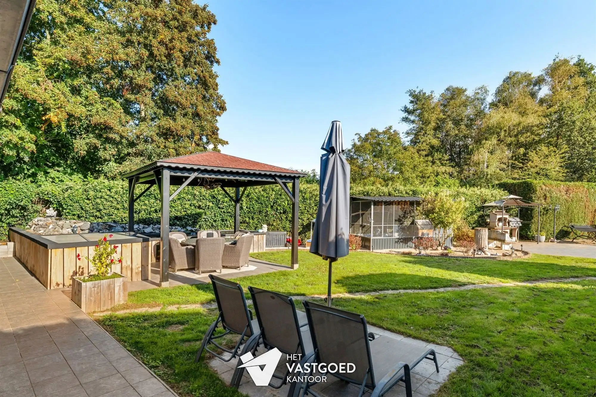 ZEER RUIME, GERENOVEERDE WONING OP TOP-LIGGING! foto 38