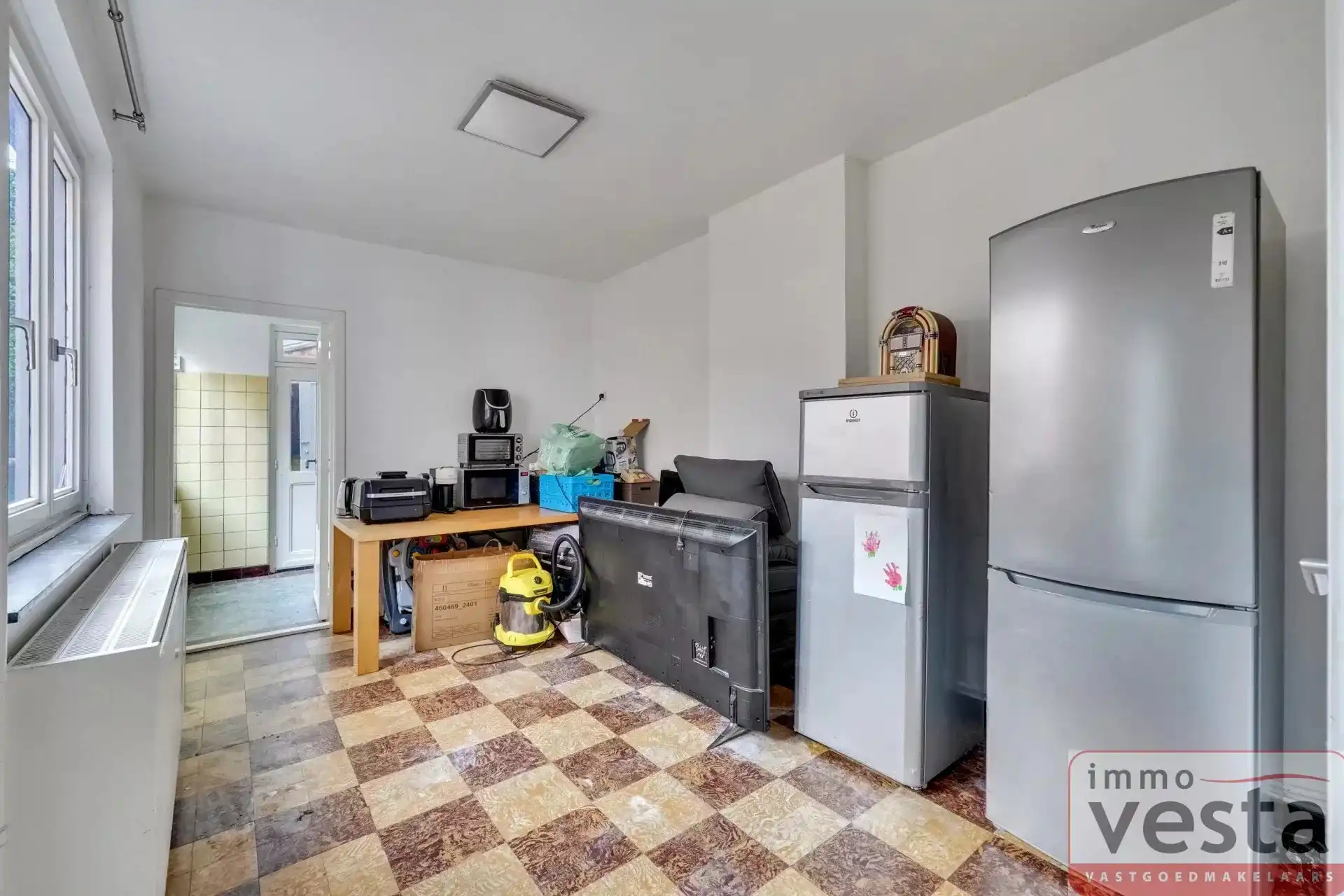 Degelijke eengezinswoning nabij centrum foto 9