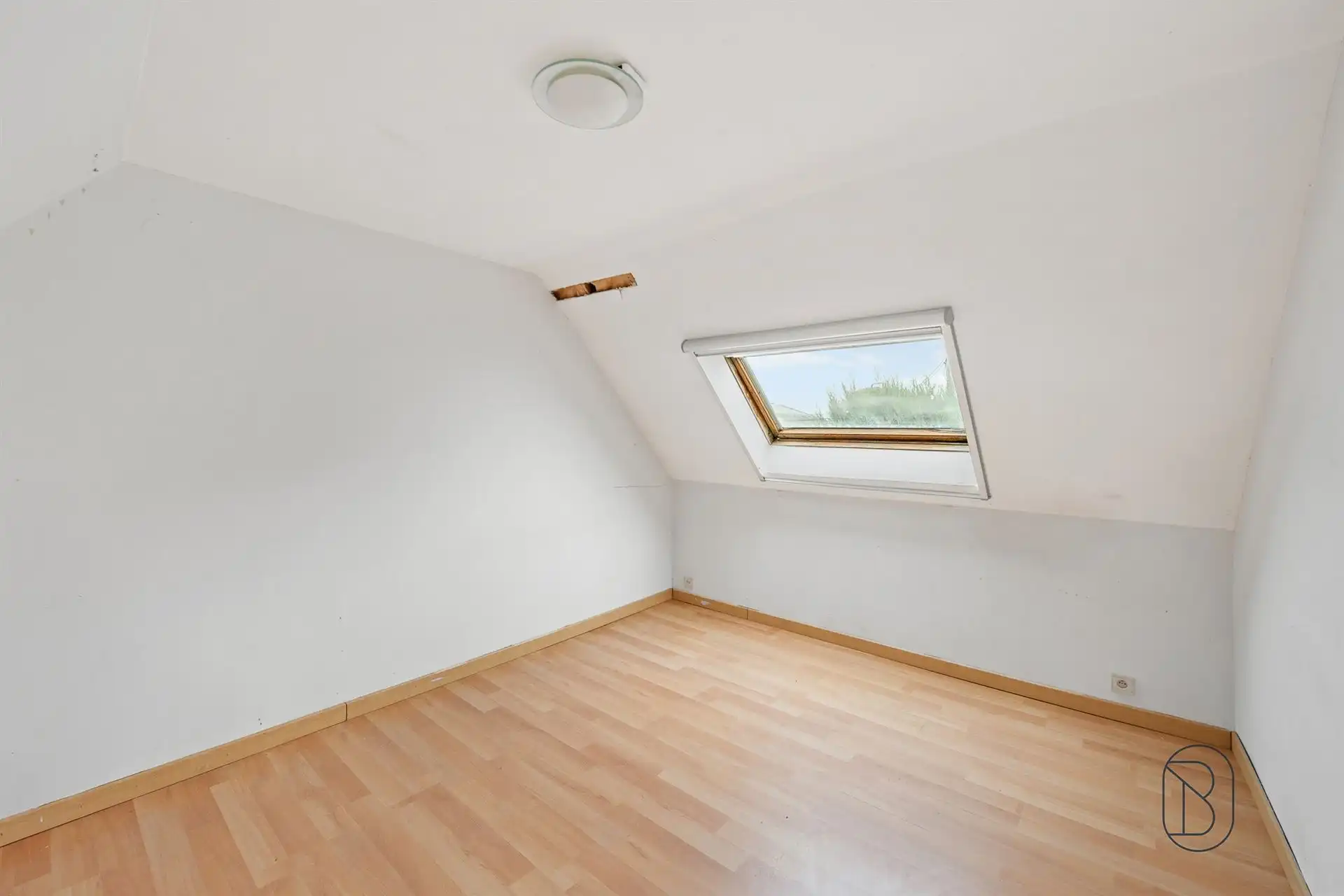 Landelijke woning met 3 slaapkamers, garage en ruime tuin foto 14