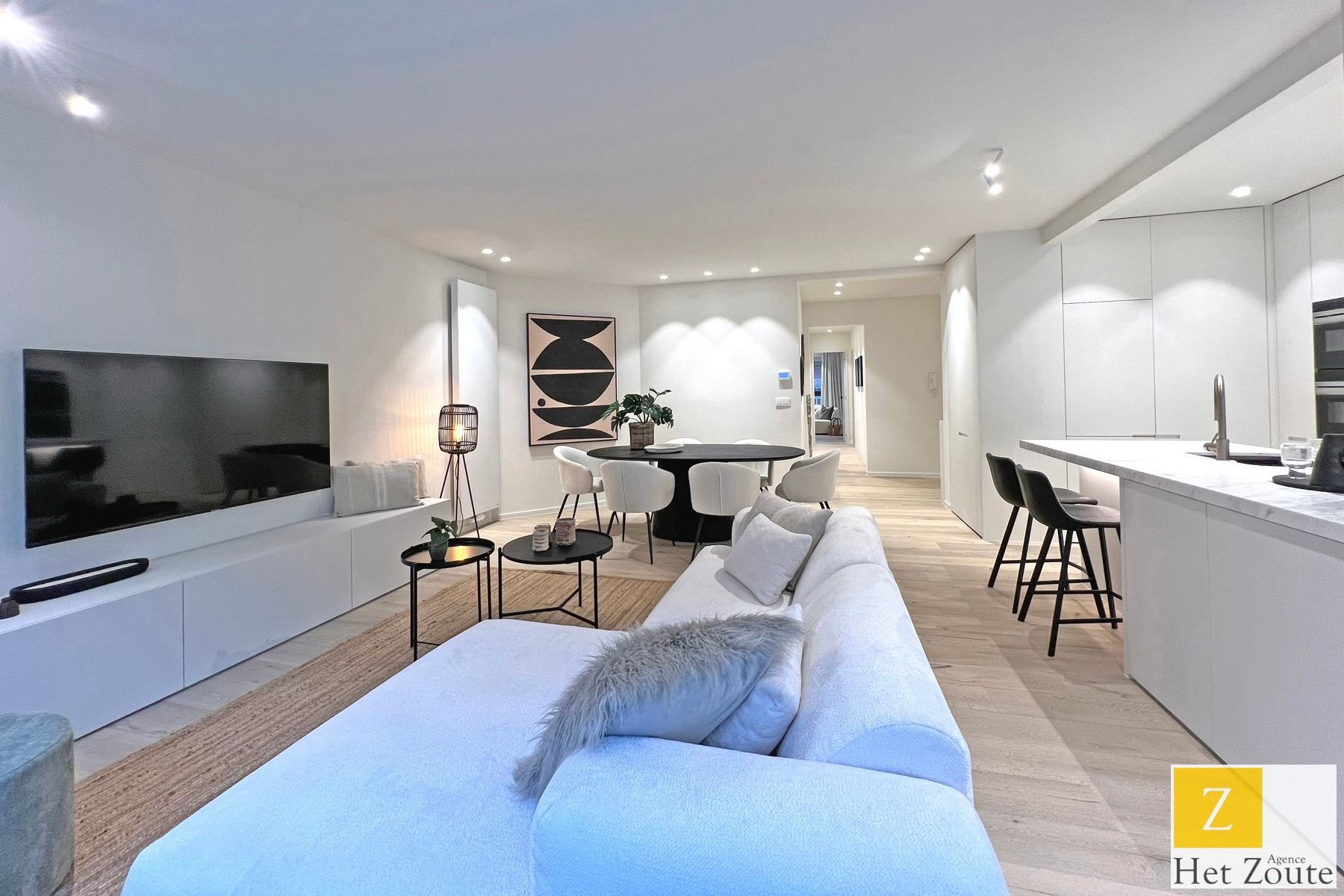 Luxueus gerenoveerd appartement nabij de zeedijk te Knokke foto 6