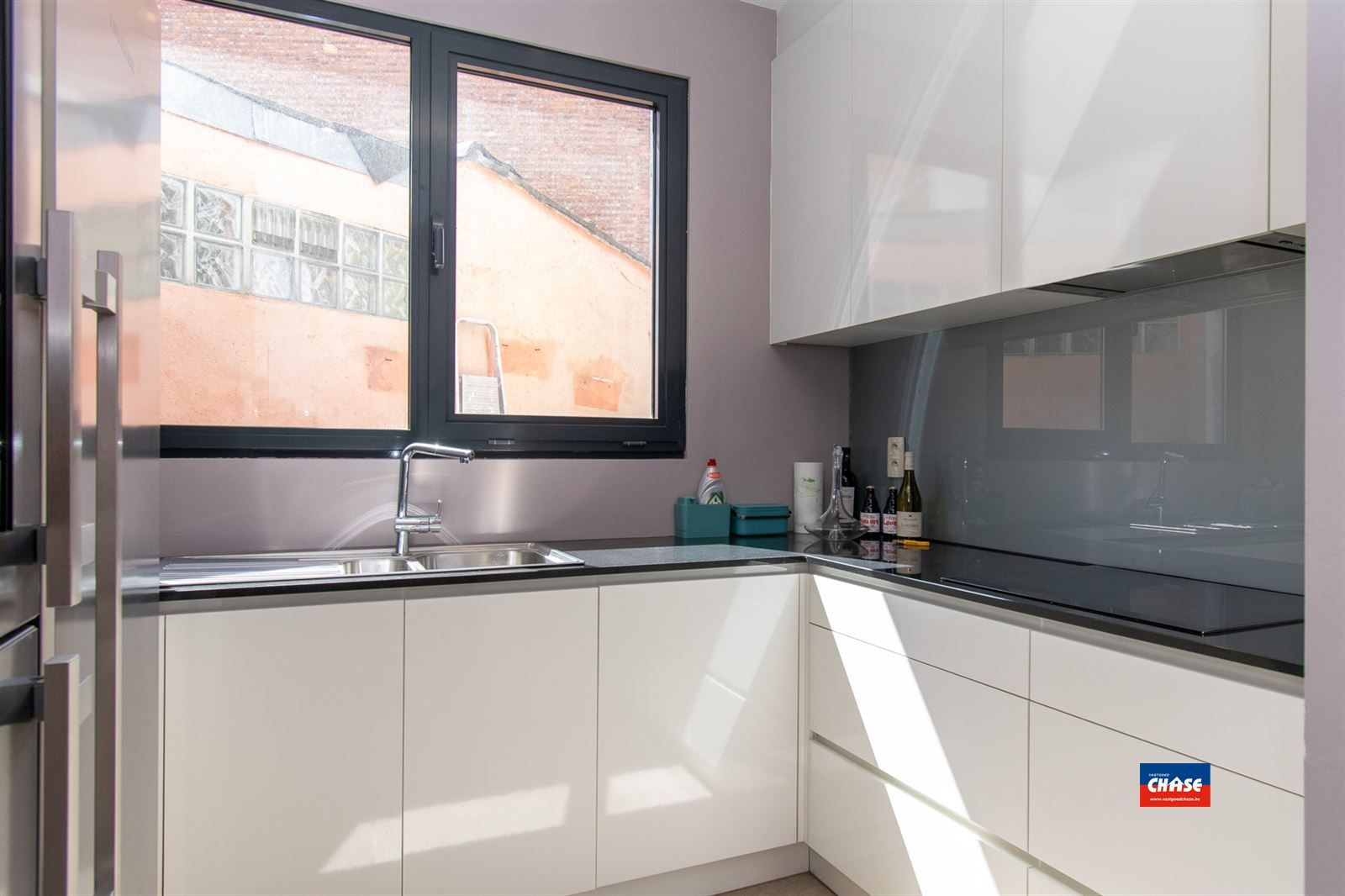 Karaktervolle burgerwoning met 4 ruime slaapkamers en stadstuin foto 10