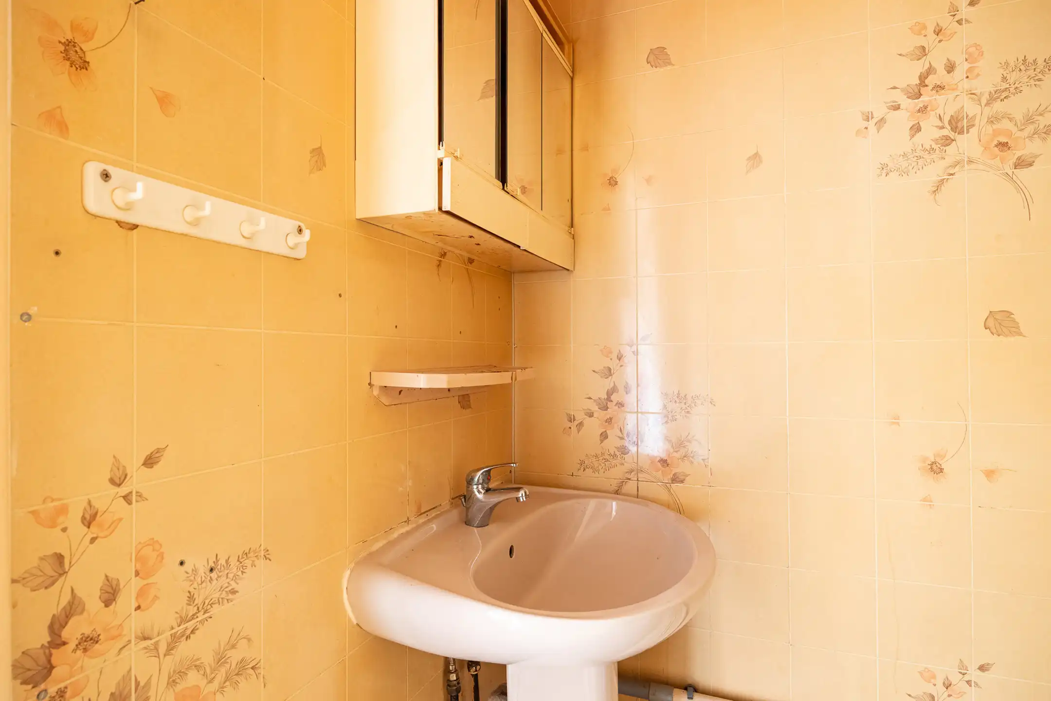 te renoveren appartement met 2 slaapkamers  foto 19