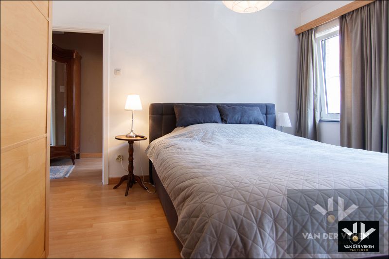 RUIME, VERZORGDE RIJWONING MET TOFFE STADSTUIN foto 17