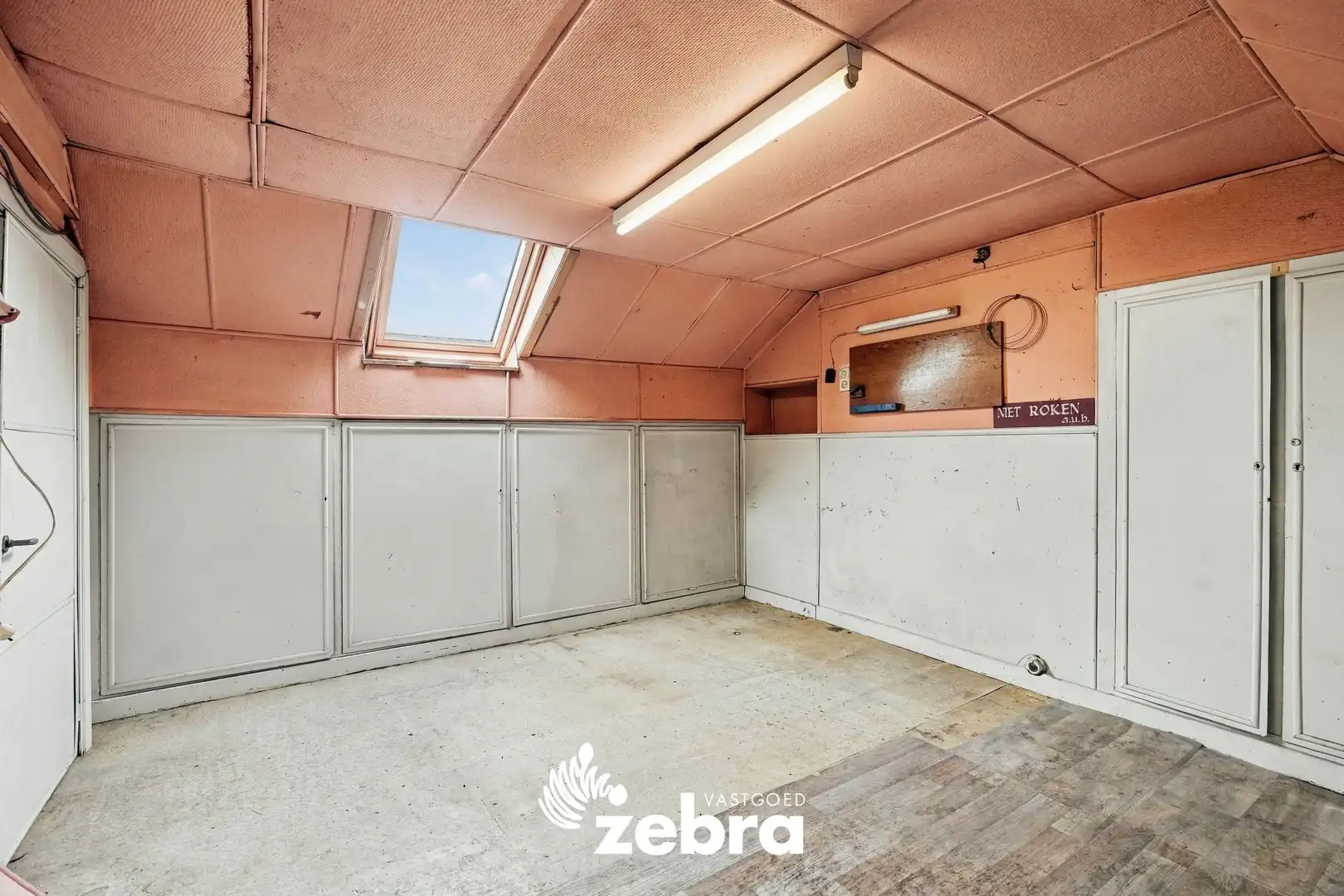 Kloeke te renoveren gezinswoning met 5 slaapkamers te Roeselare! foto 17