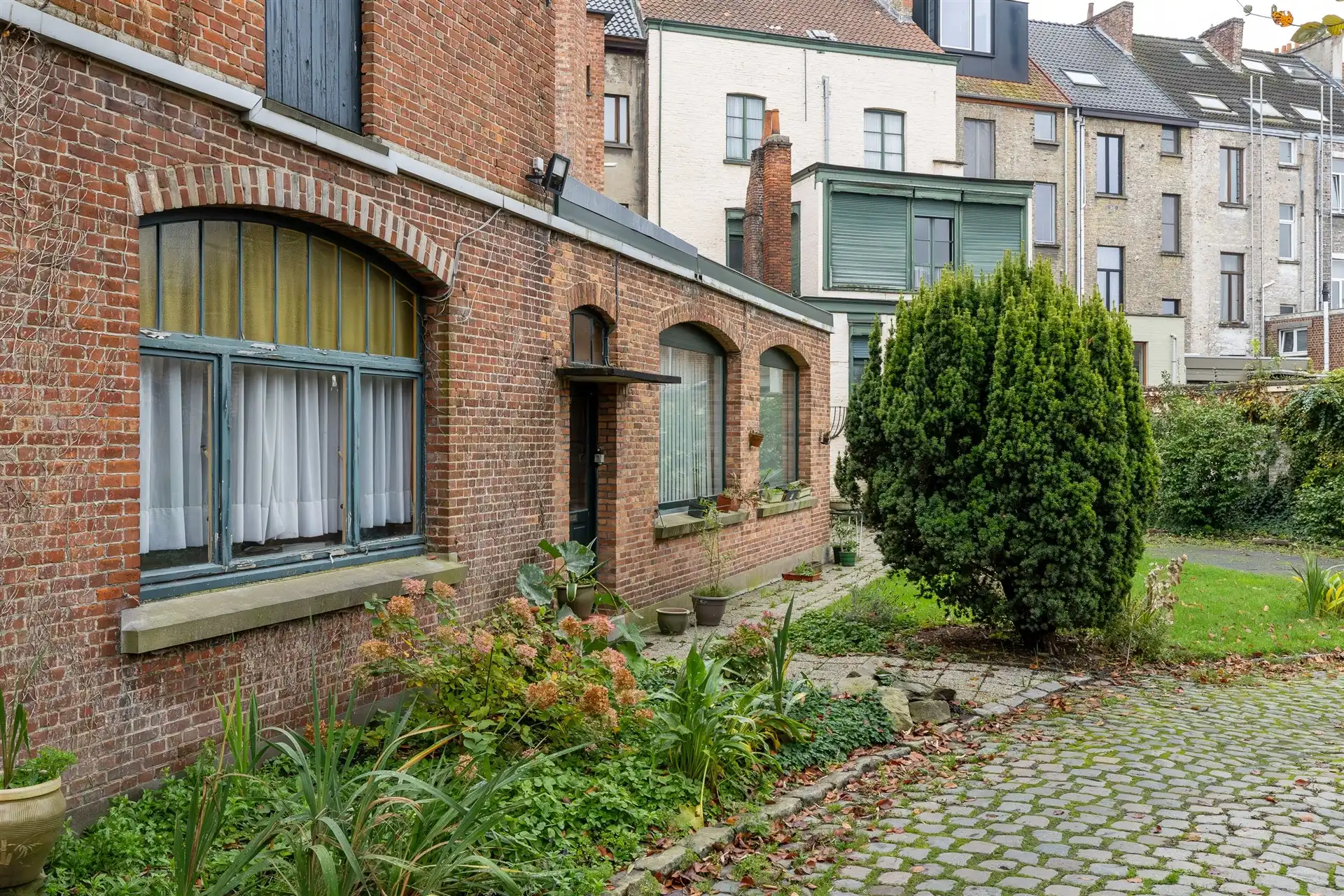 Kantoorgebouw met tuin op TOPLOCATIE Gent foto 14
