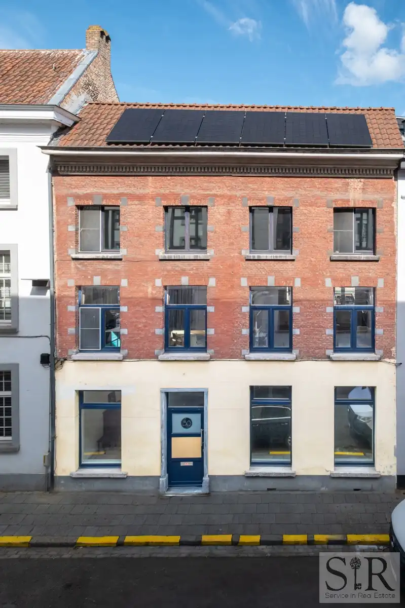 Huis te koop foto {{pictureIndex}}