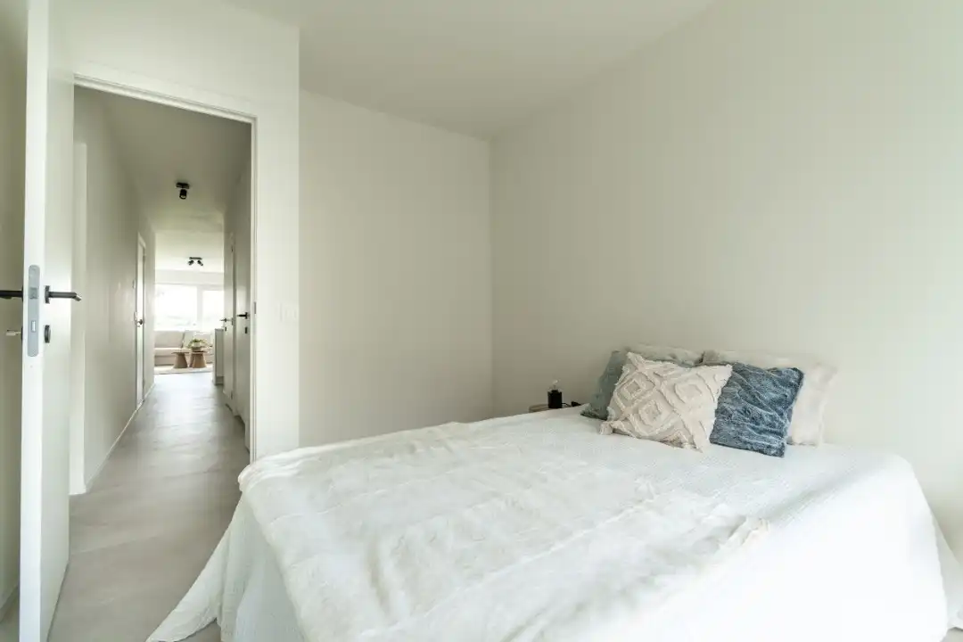 Prachtig gerenoveerd 3 - slaapkamerappartement foto 14