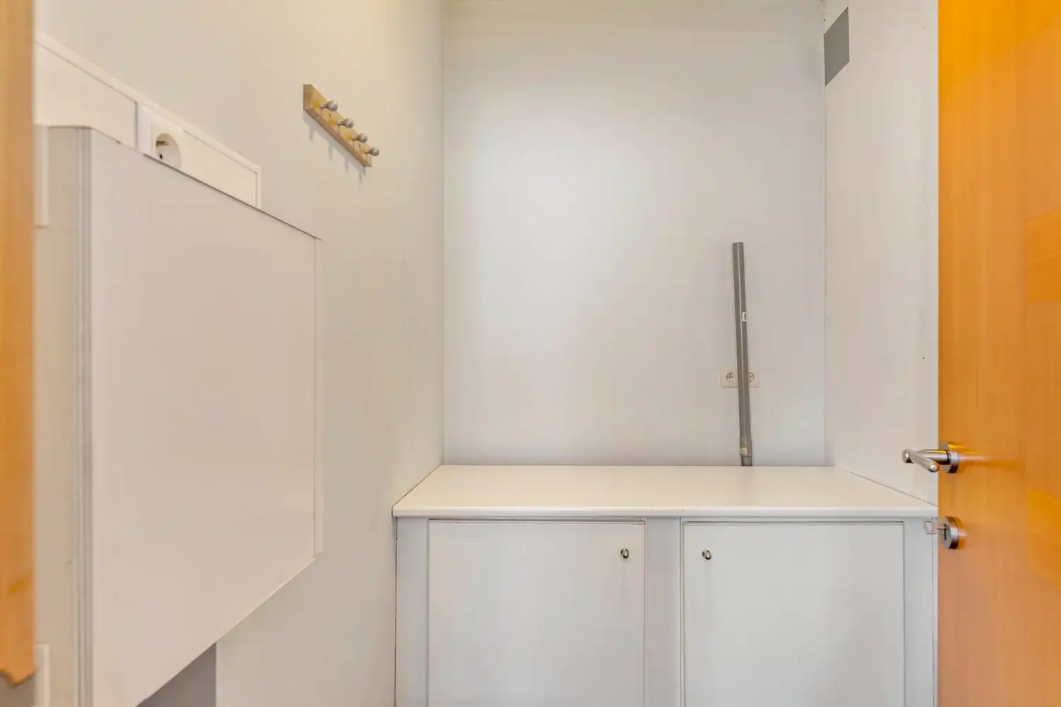 Instapklaar 2-slaapkamerappartement met zuidgericht terras en berging foto 6