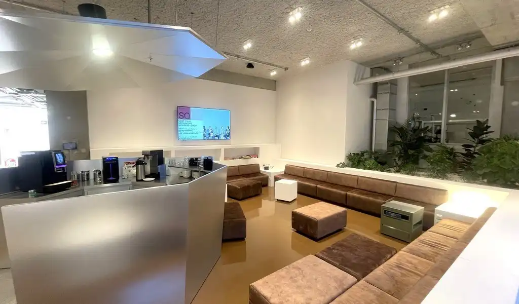 SQ Antwerp Tower - Luxueuze gemeubelde kantoren met diensten foto 23